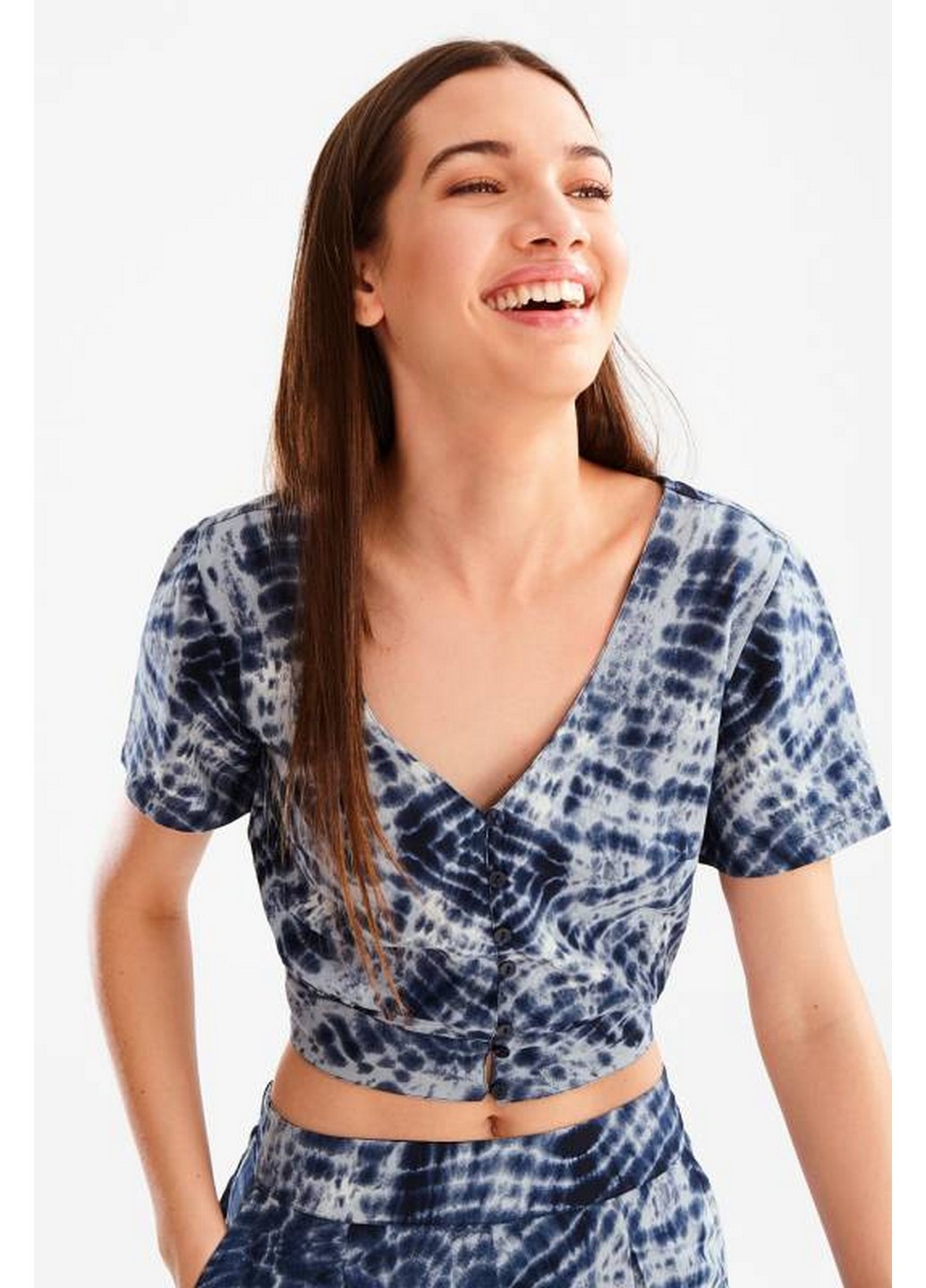 

Блуза C&A  Синий 2048661_син.дымный.белый, Блуза C&A 40 Синий 2048661_син.дымный.белый