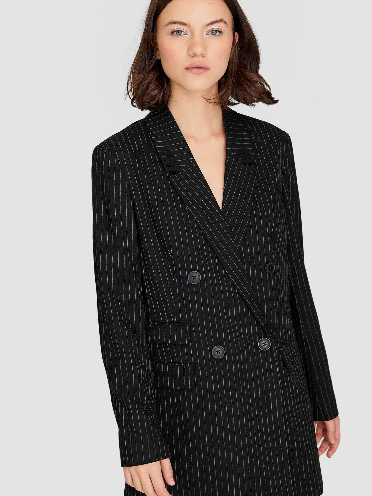 

Пиджак Stradivarius XAZ231357ZPNL L Черный