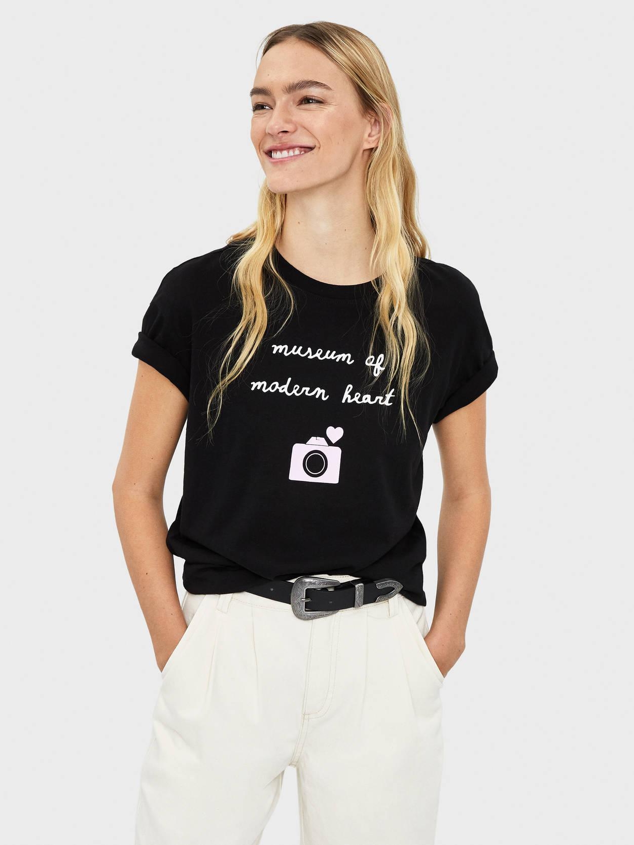 

Футболка Bershka XAZ282253PQIT  Черная, Футболка Bershka XAZ282253PQIT XS Черная
