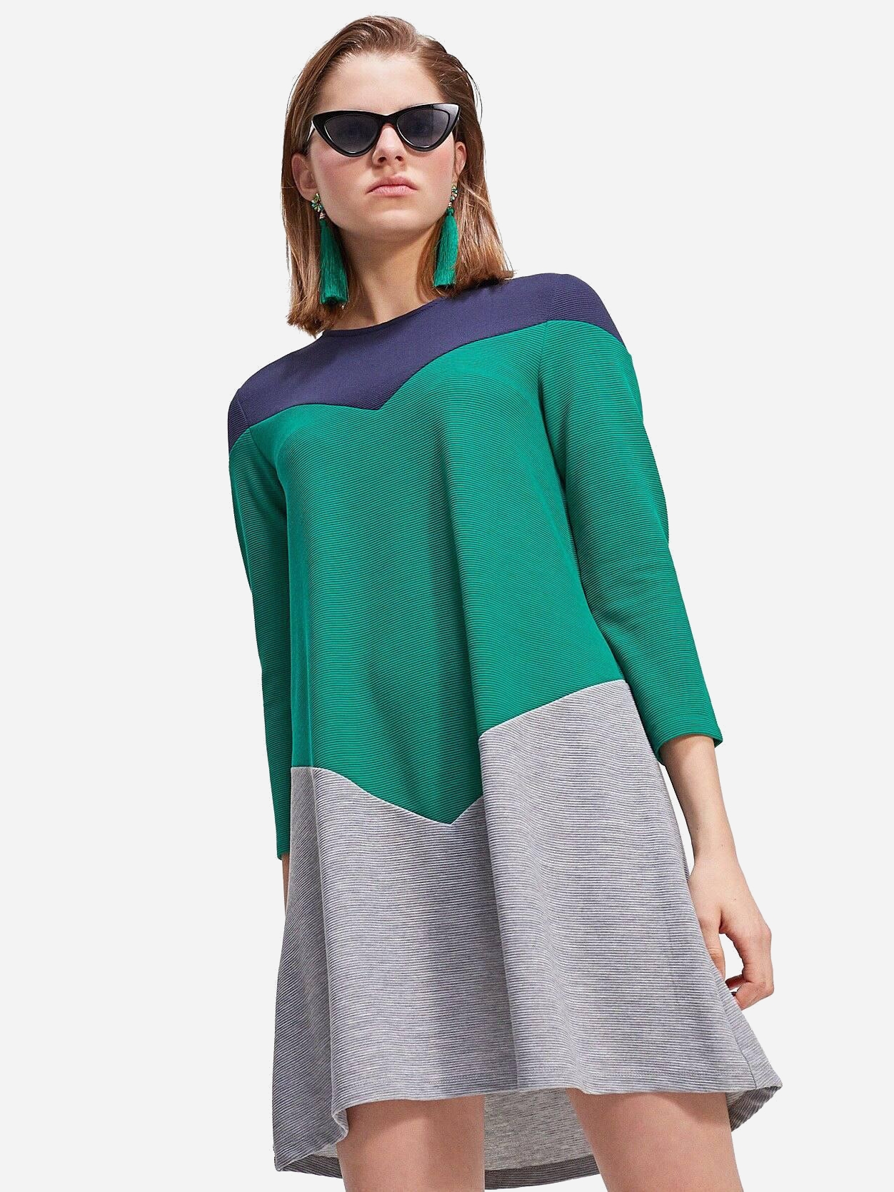

Платье Stradivarius XAZ283653KUJB  Серое с зеленым и темно-синим, Платье Stradivarius XAZ283653KUJB S Серое с зеленым и темно-синим