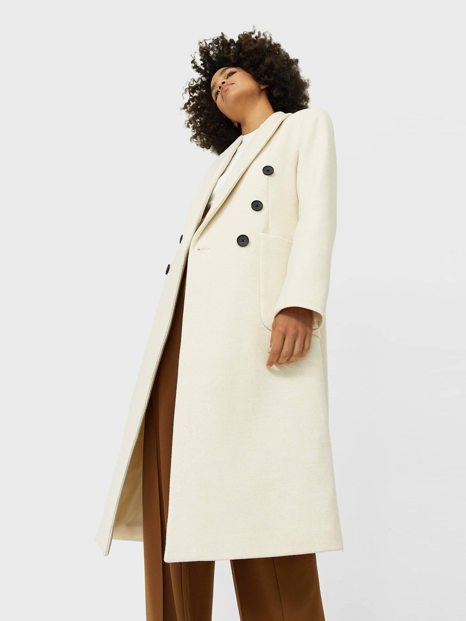 

Пальто Stradivarius XAZ284072FTHL S Светло-бежевое