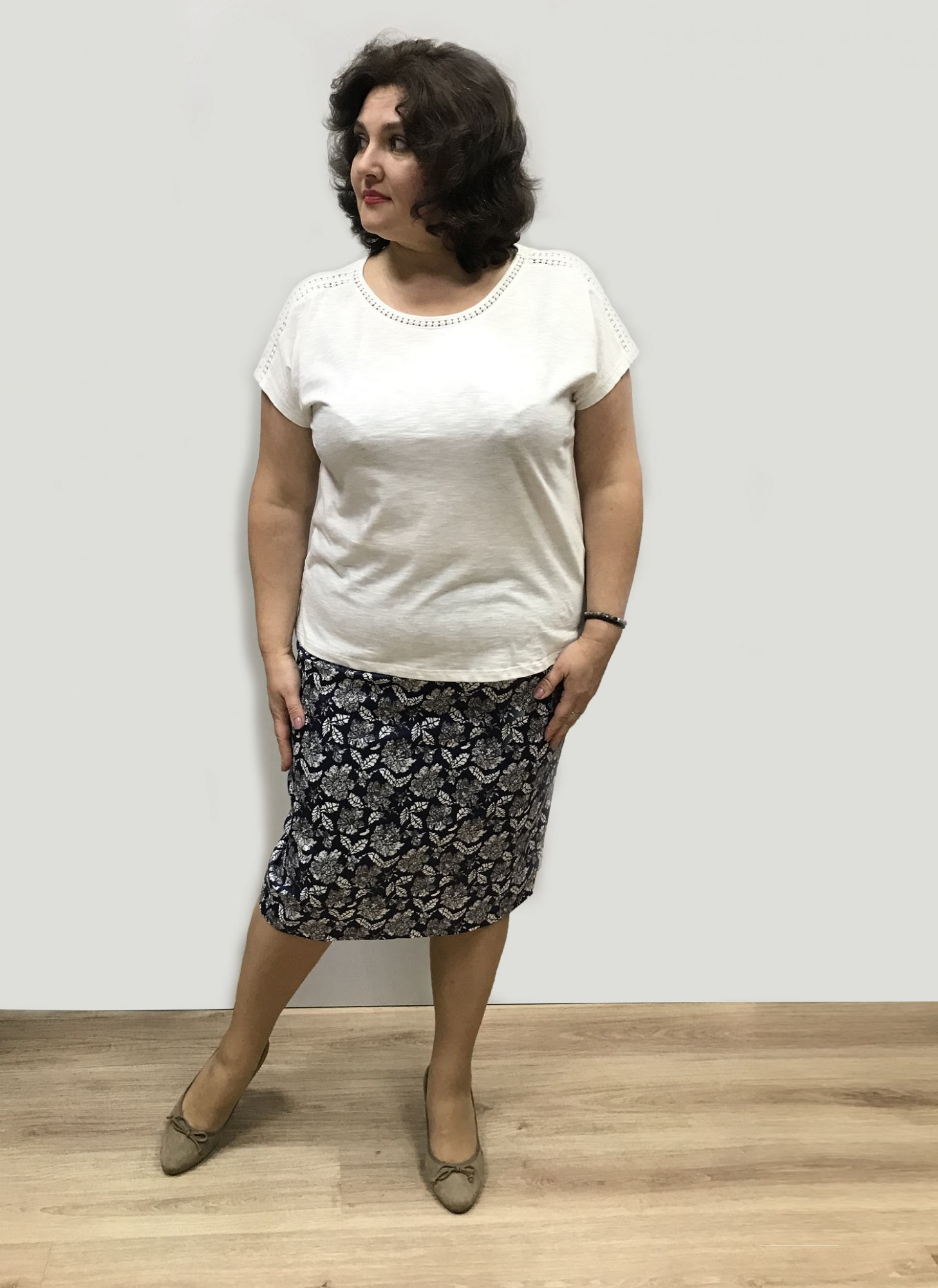 

Женская юбка больших размеров Jean-Daniel. Артикул V44-3 р, Женская юбка больших размеров Jean-Daniel. Артикул V44-3 р 54