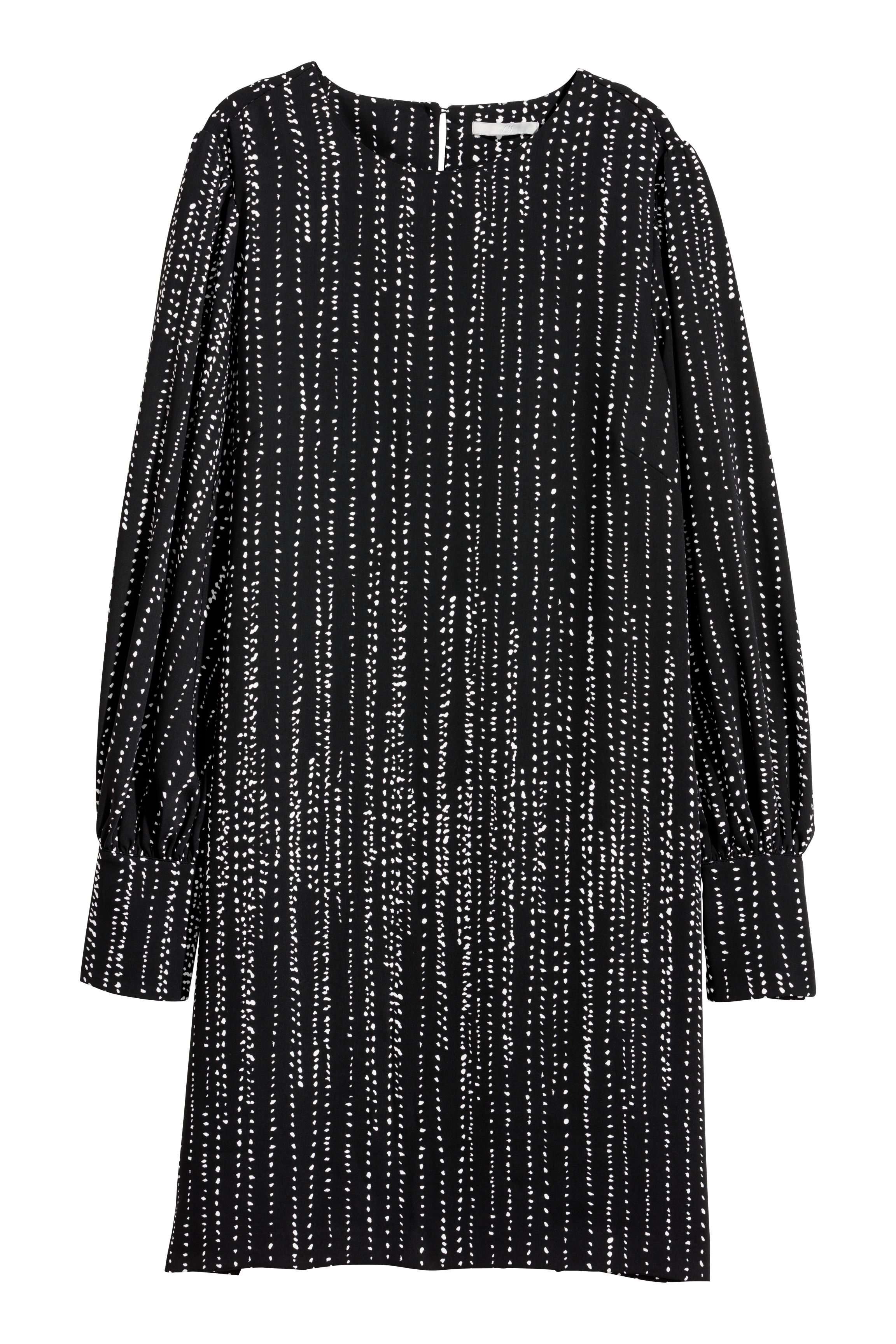 

Платье H&M 0568829  черный, Платье H&M 0568829 38 черный
