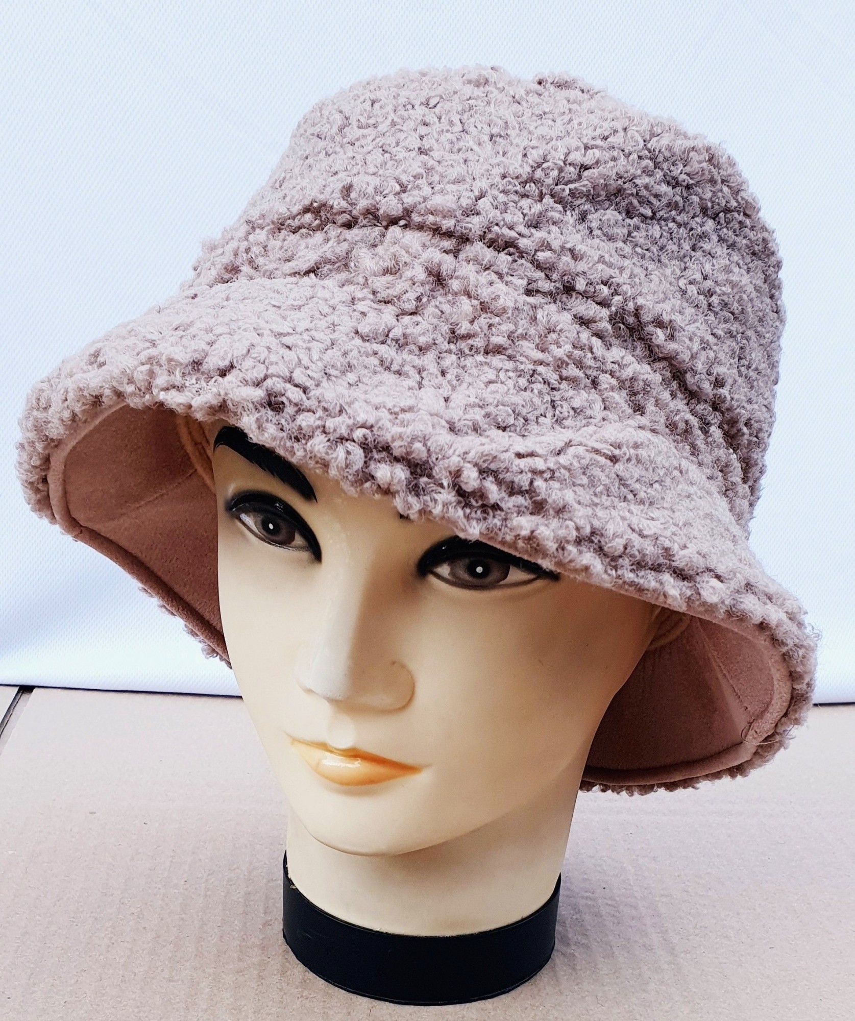 

Женская демисезонная панама Klaus Материал Каракуль 56-58см Светло-серый