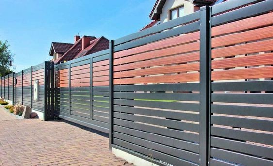 

Панелі для секції паркану-ранчо 1 * 1 м.кв колір по RAL (глянець) пофарбований з двох сторін, ширина ламелі 200 мм