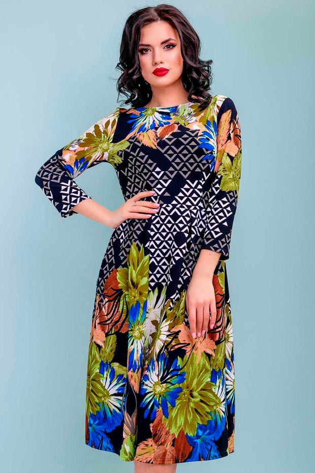 

Женское Seventeen трикотажное платье с синими цветами цвет мультиколор XXL (1128.3219)