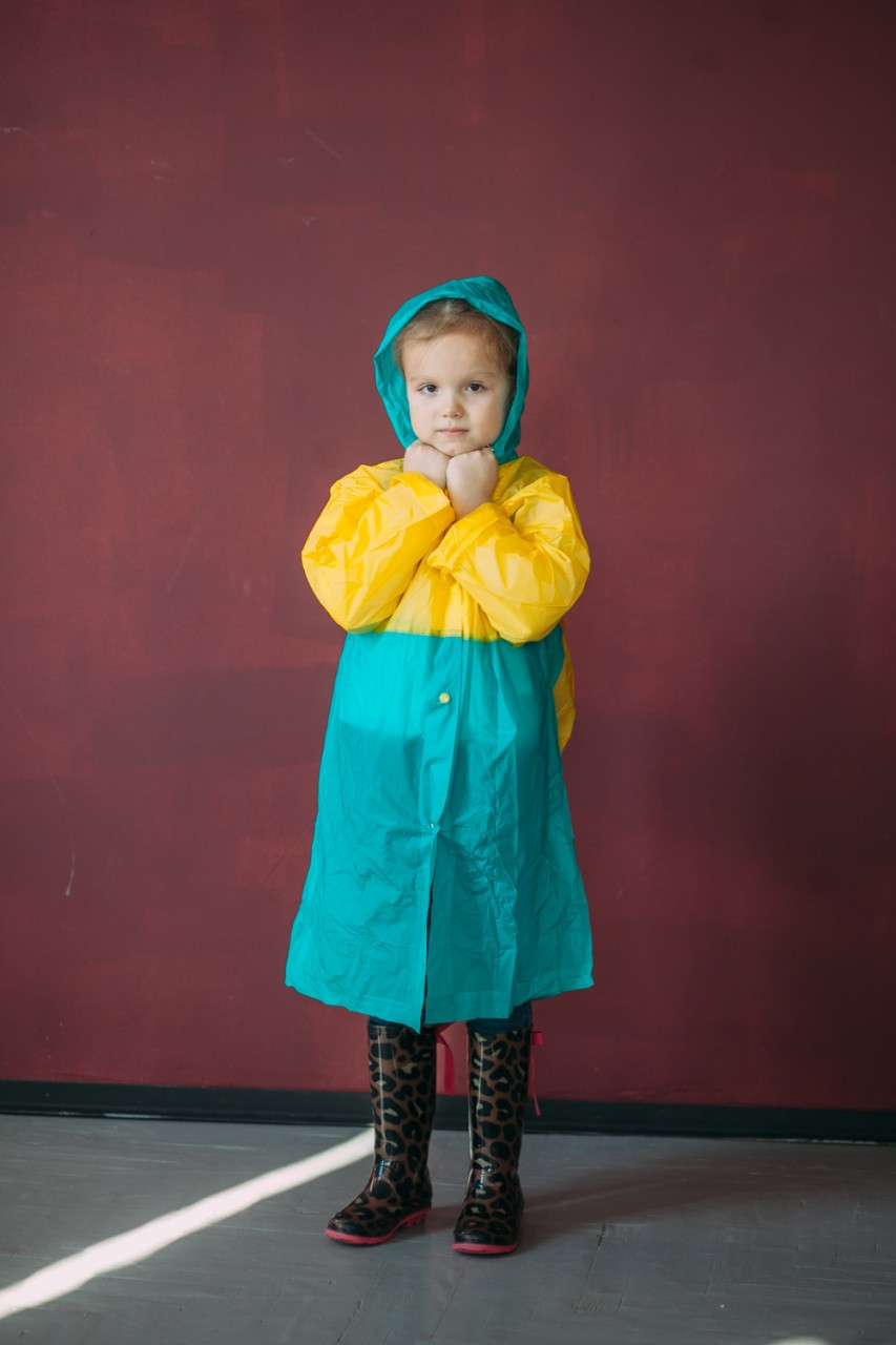 

Плащ-дождевик детский водонепроницаемый Kids Rain 110-120 см Голубой с желтым (YH 868)