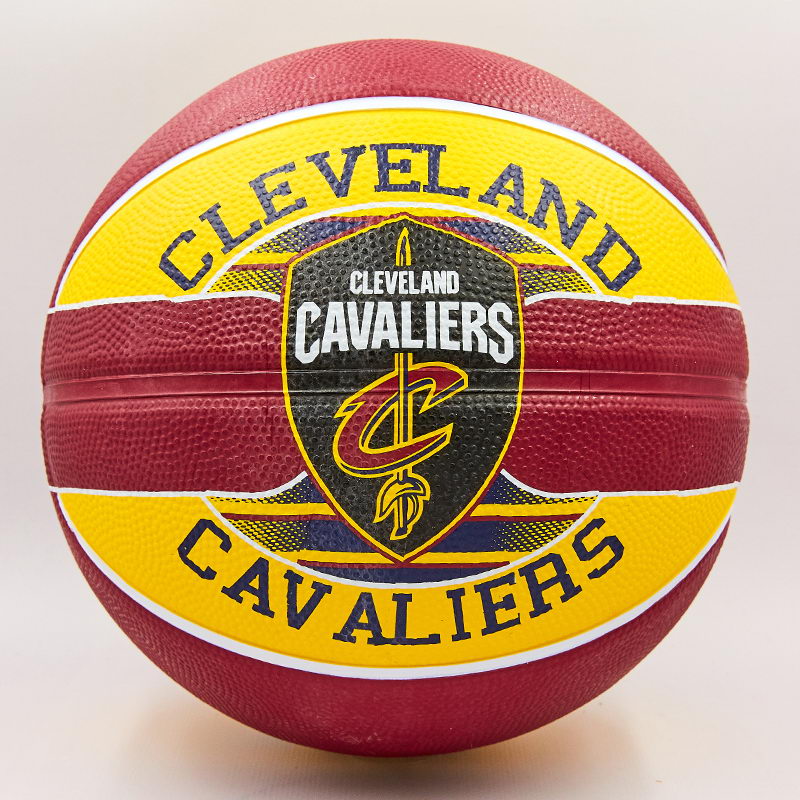 

Мяч баскетбольный резиновый №7 SPALDING 83504Z NBA Team CLAVELAND CAVA (резина, бутил, красный-желтый)