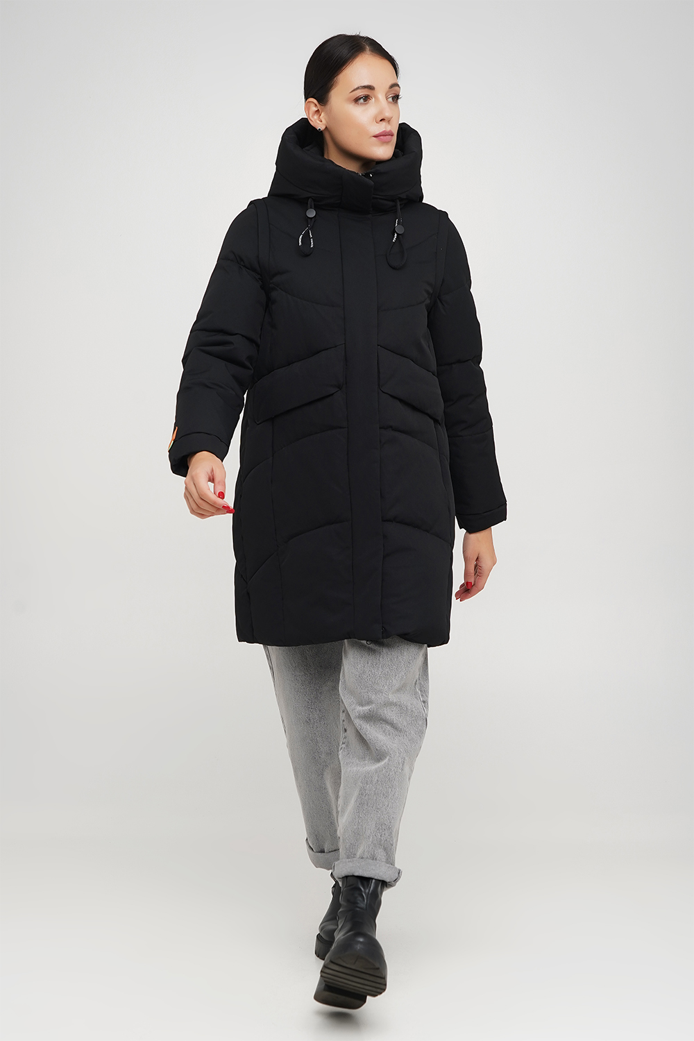 

Куртка зимняя Towmy 3223 черный 001 XXL (р)