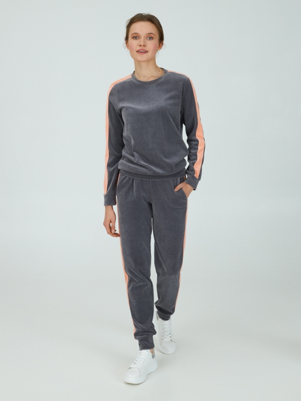 

Костюм велюровый женский TM Ellen коллекция Aster LPV 0687/01/02 серый размер XXL