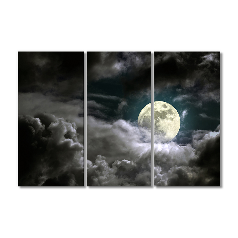 

Модульная картина Artel «Луна в облаках» 3 модуля 90x135 см