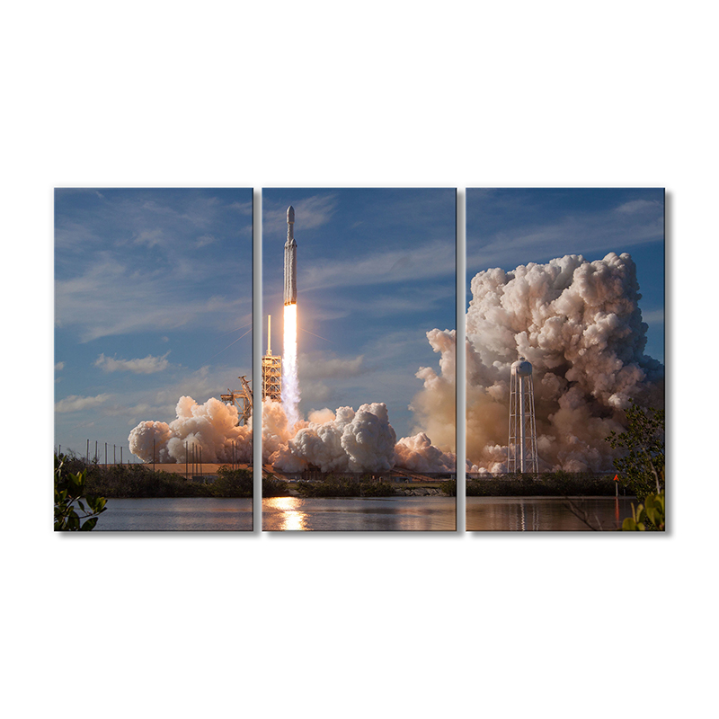 

Модульная картина Artel «НАСА запуск ракеты» 3 модуля 80x120 см