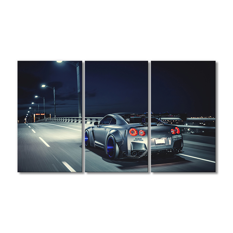 

Модульная картина Artel «Ниссан GT-R автомобиль» 3 модуля 50x75 см
