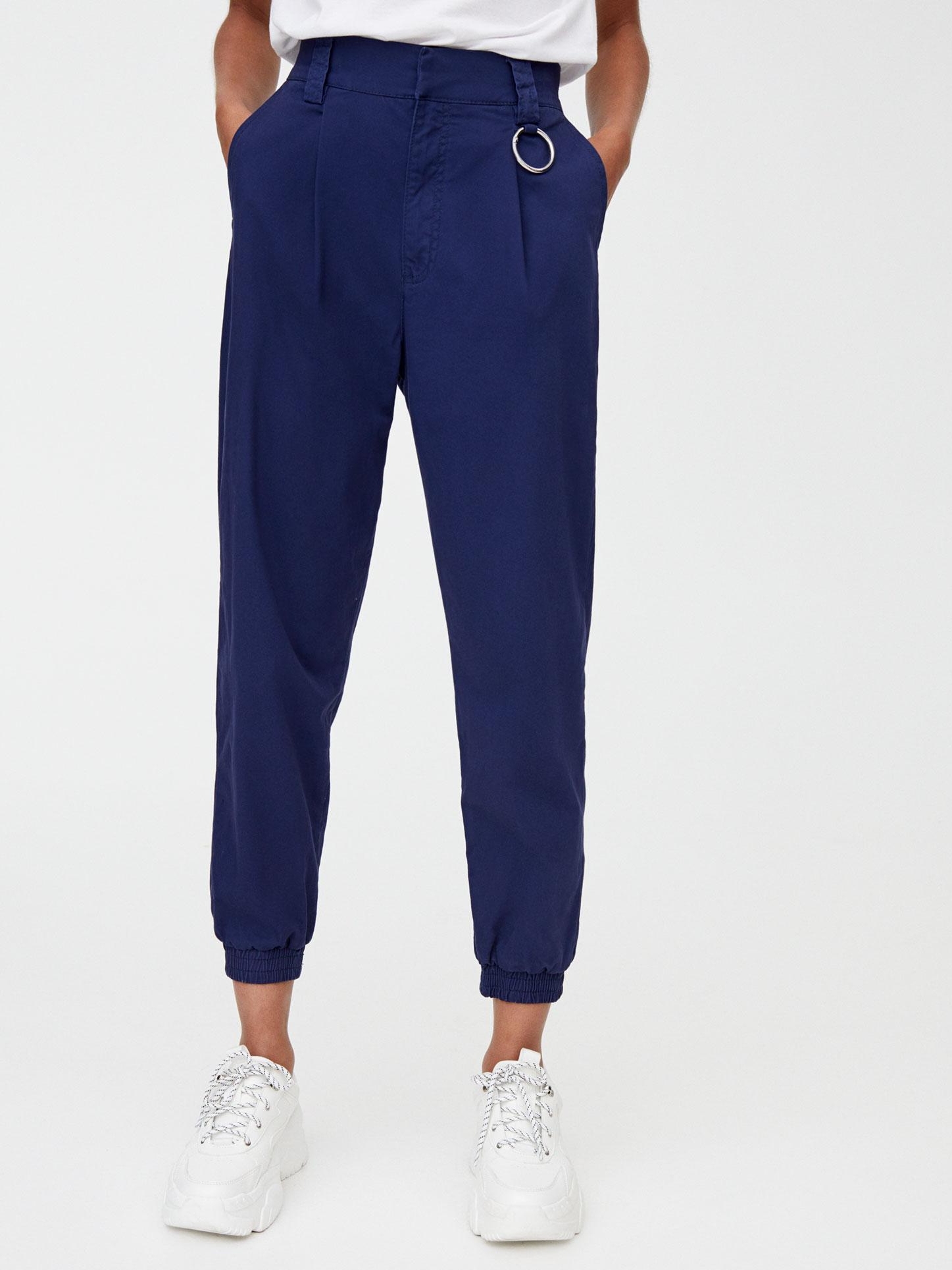 

Брюки Pull & Bear XAZ260142FAHH  Синие, Брюки Pull & Bear XAZ260142FAHH M Синие