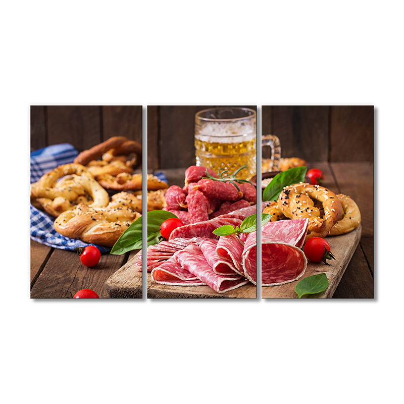 

Модульная картина Artel «Мясное ассорти на доске» 3 модуля 120x180 см