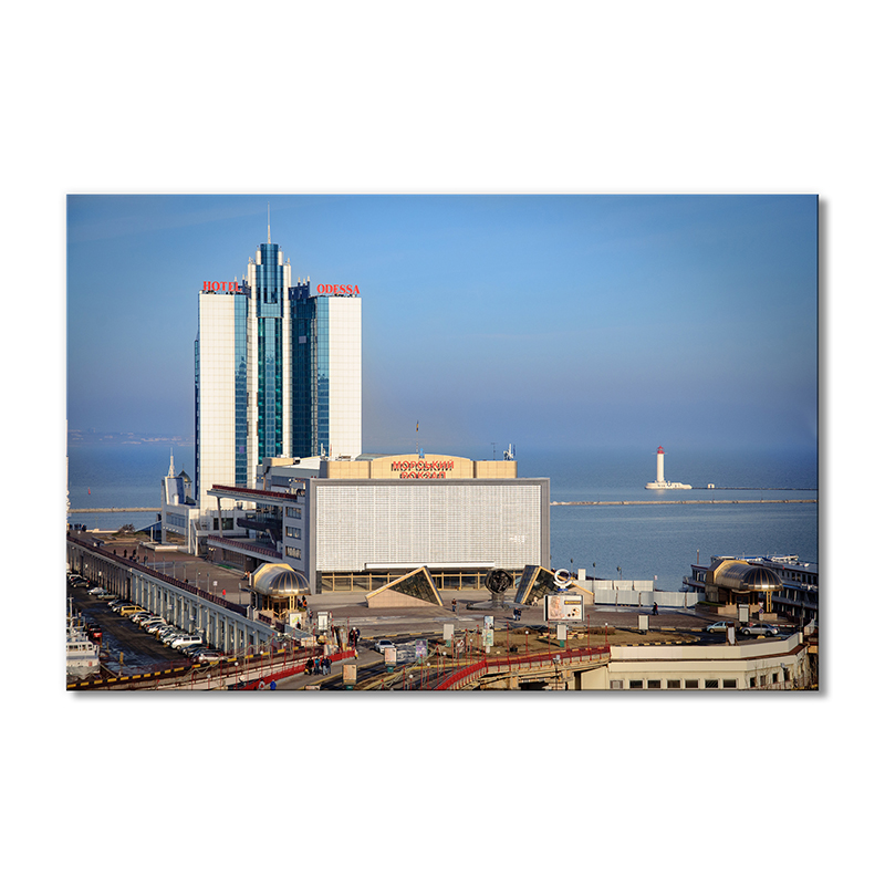 

Модульная картина Artel «Морвокзал маяк Одесса» 1 модуль 60x90 см
