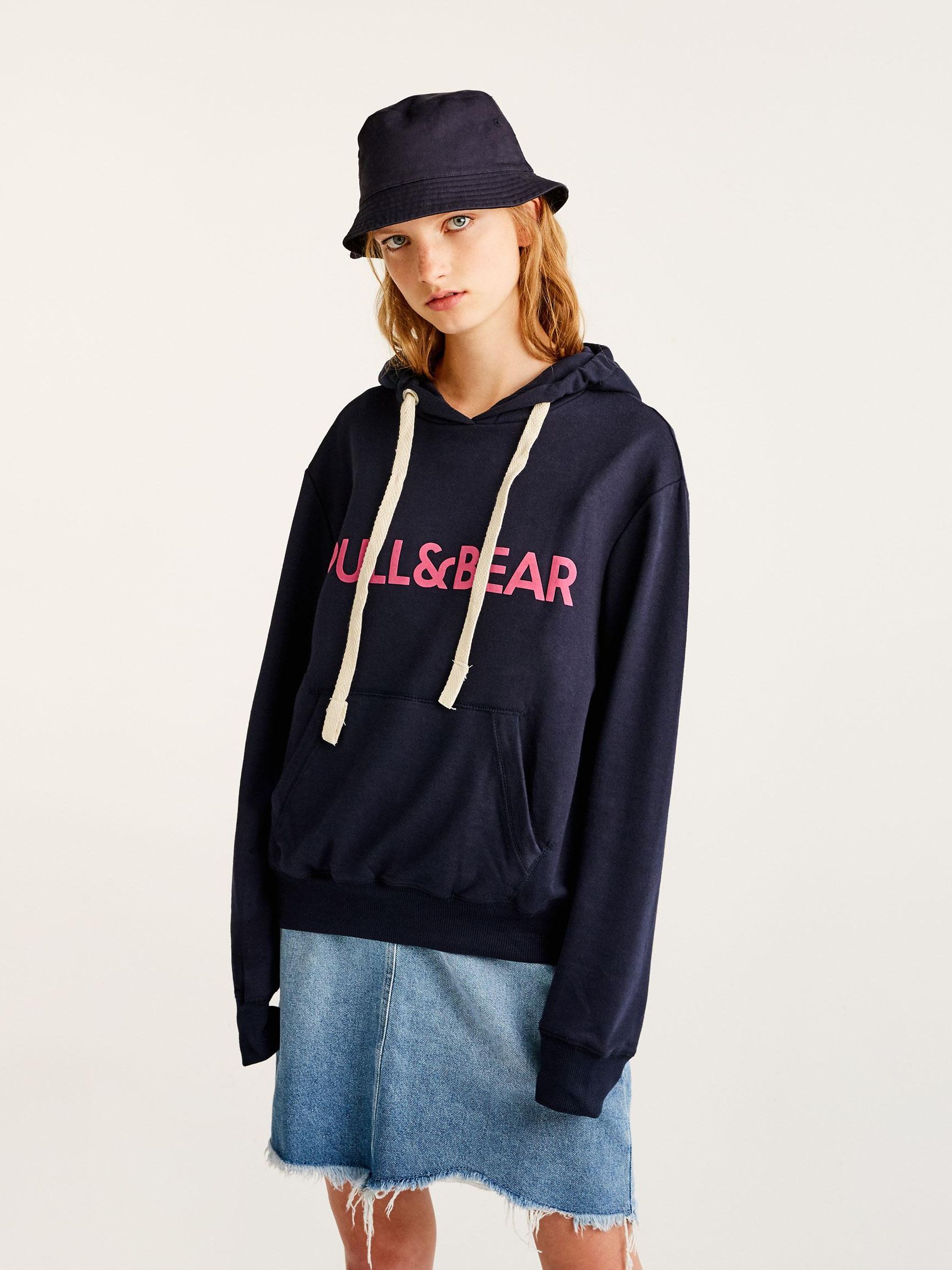 

Худи Pull & Bear XAZ221236WPQP M Темно-синее