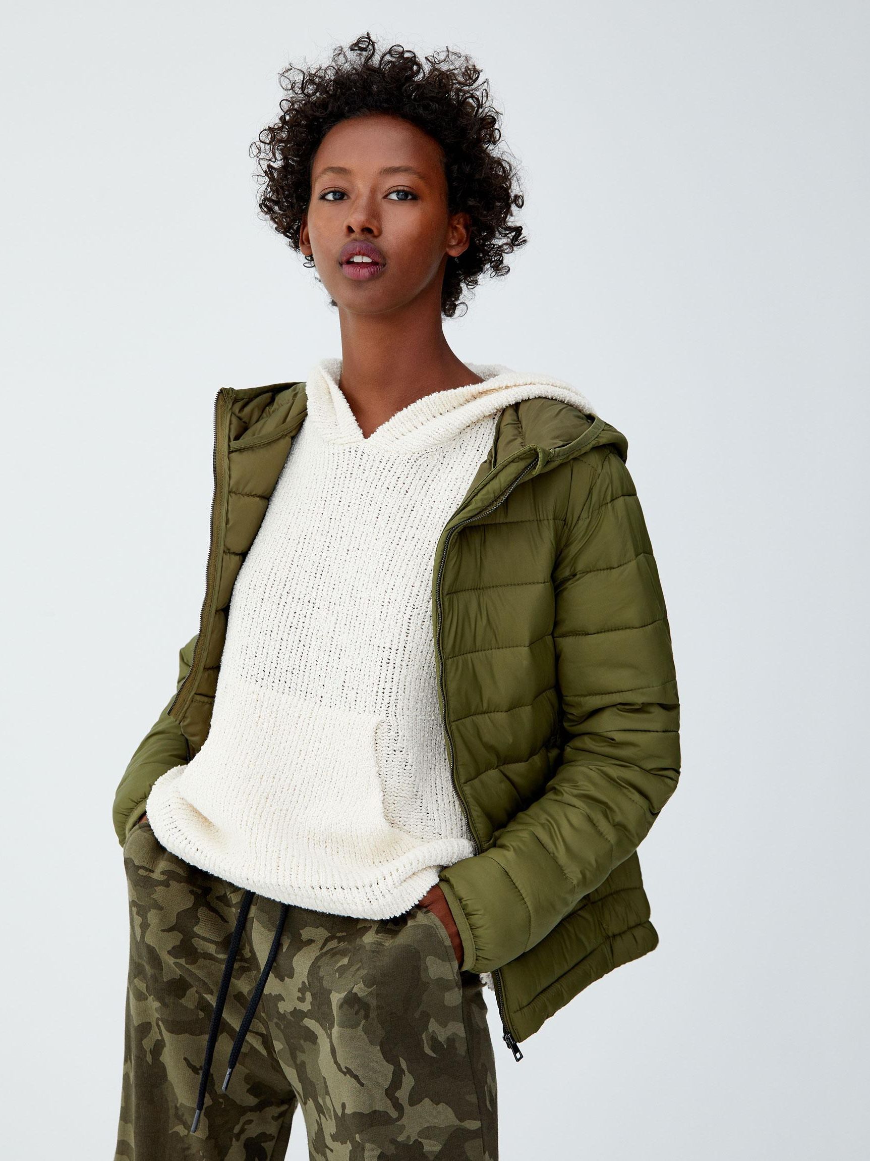 

Куртка Pull & Bear XAZ225612RLQZ XS Хаки