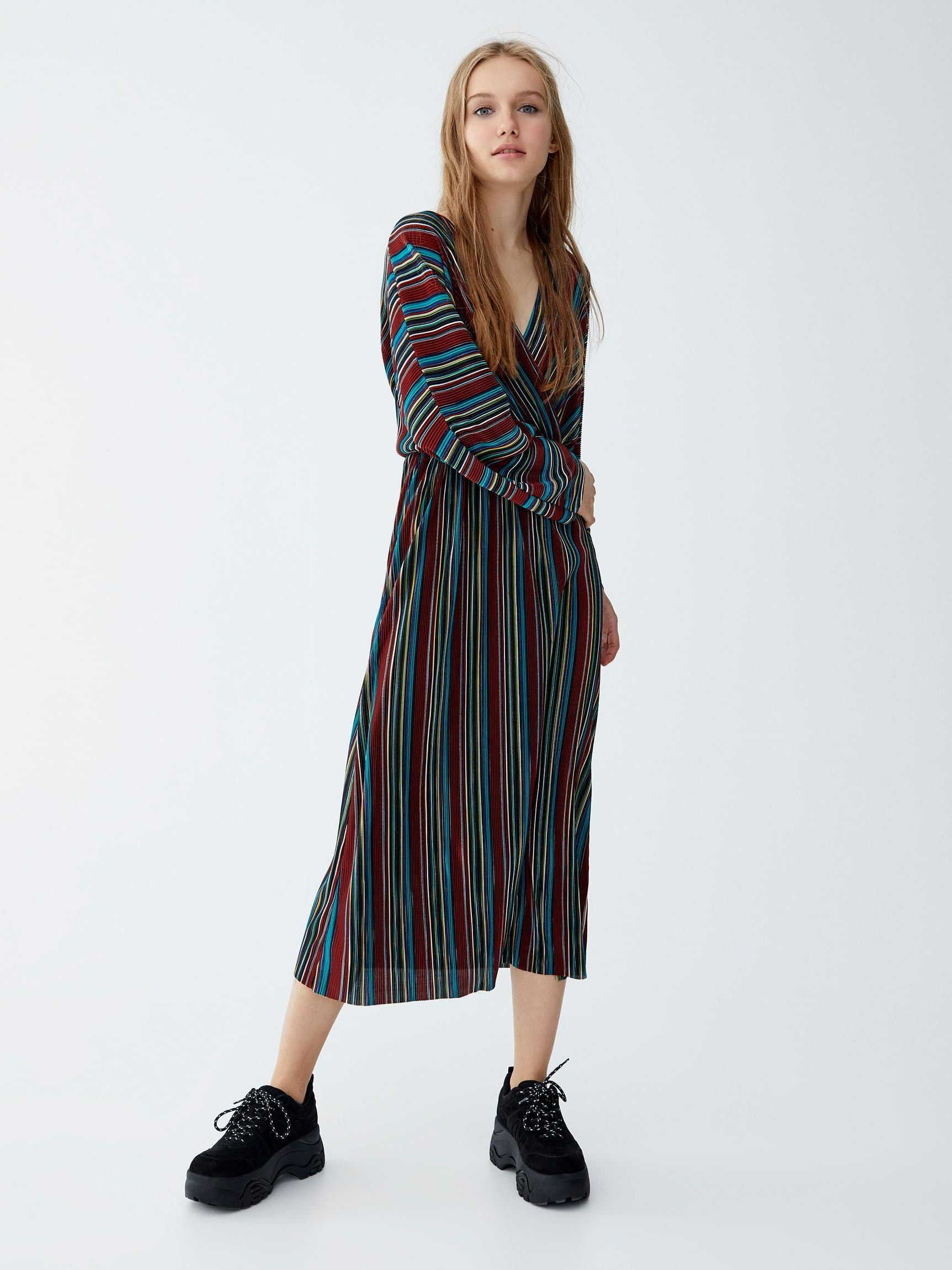 

Платье Pull & Bear XAZ233397XGDI M Коралловое