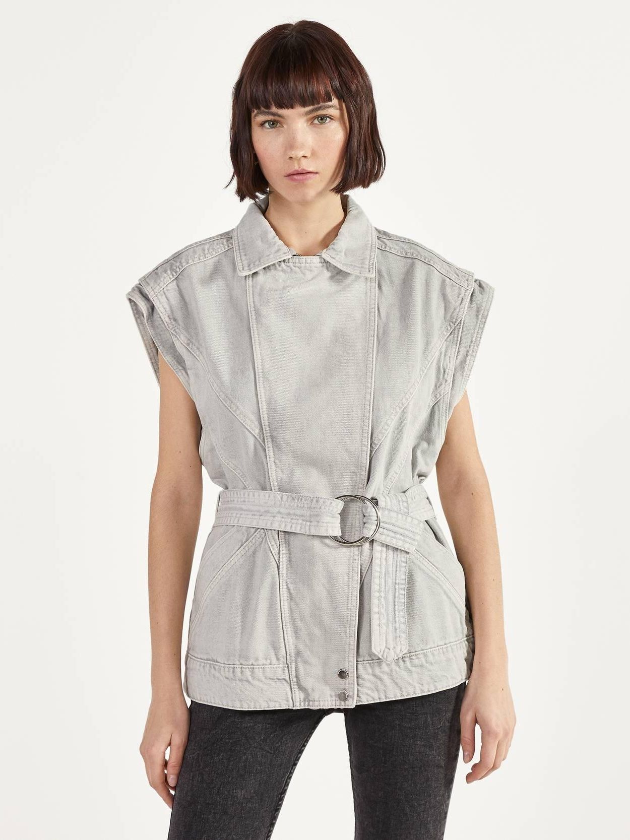 

Жилет джинсовый Bershka XAZ262001GWOX XS-S Светло-серый