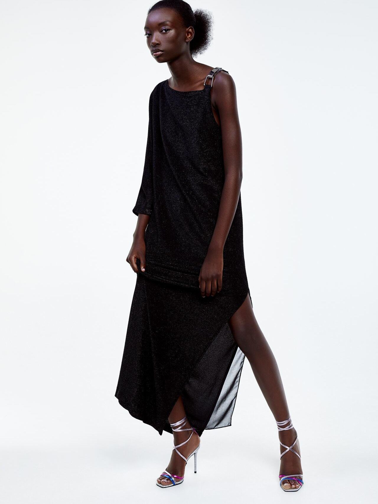 

Платье Zara XAZ265390SRKU  Черное, Платье Zara XAZ265390SRKU XS Черное