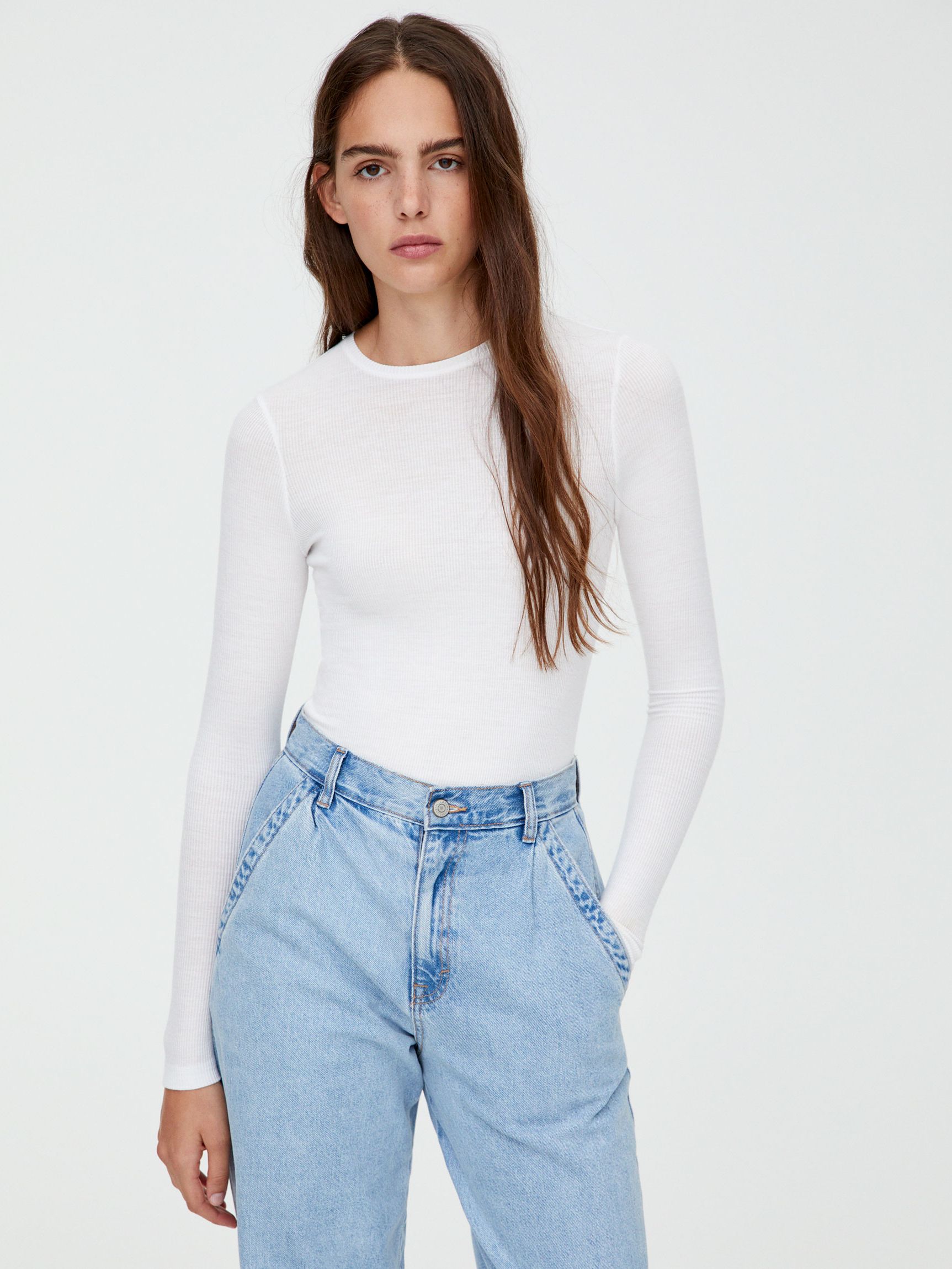 

Лонгслив Pull & Bear 9239/331/250 M Белый