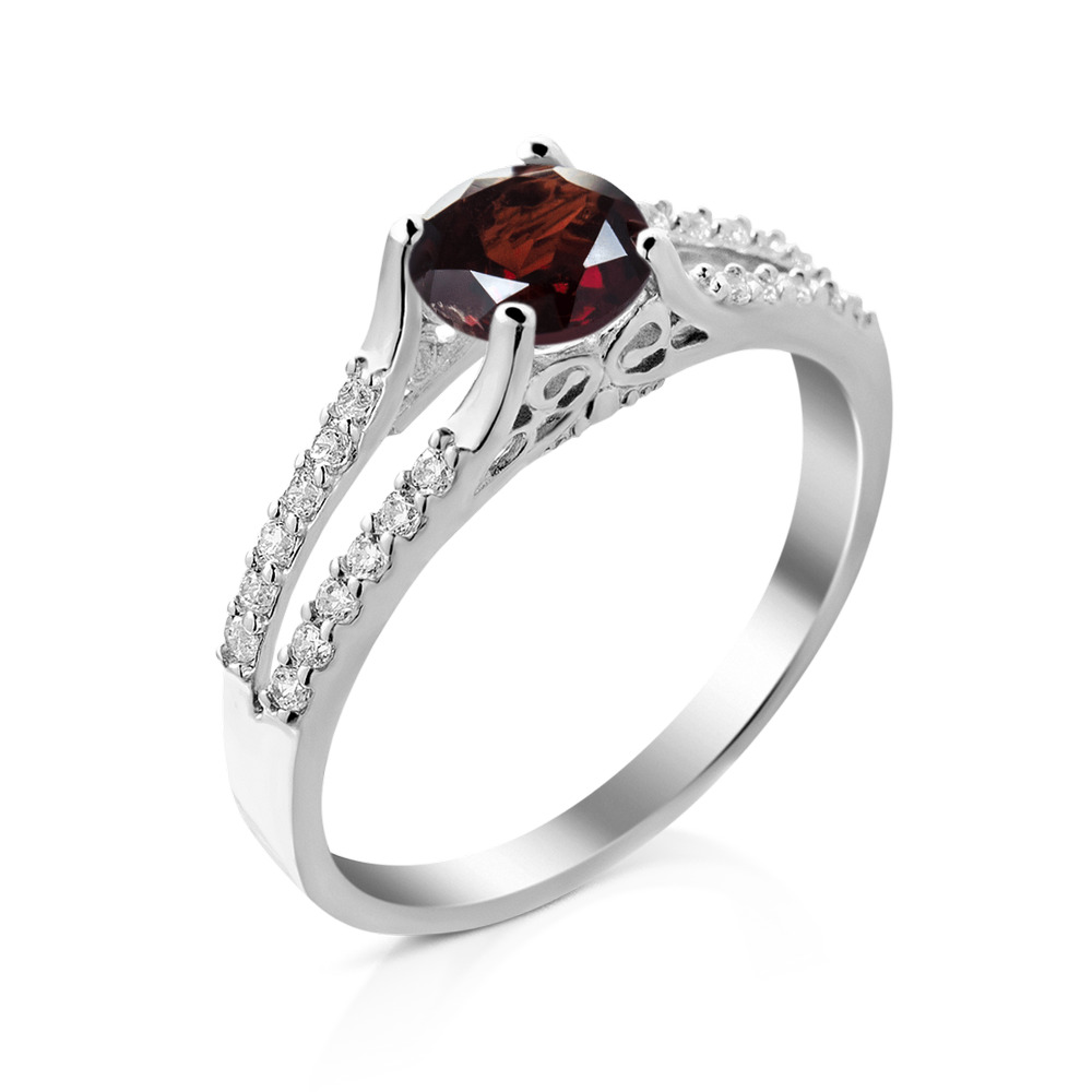

Серебряное кольцо с гранатом и фианитами 019-4110 GS-3302 р-18.5