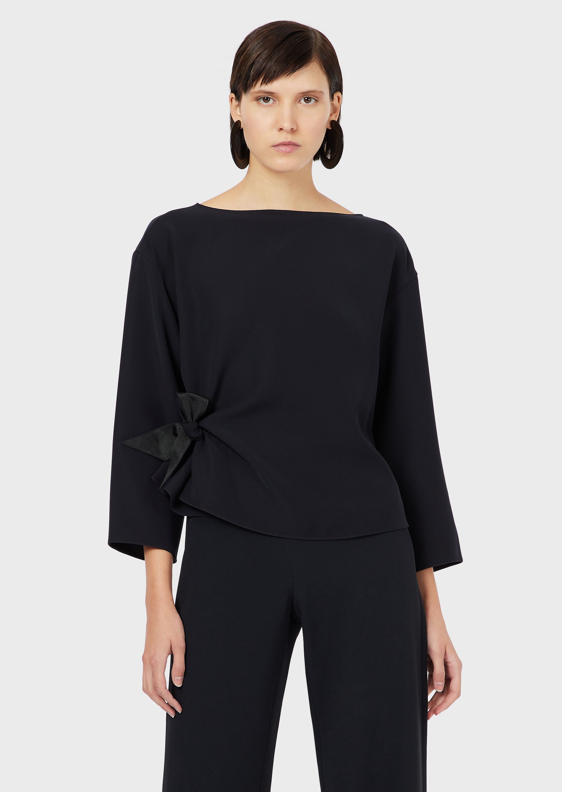 

Блуза Emporio Armani  Черная 6H2K61.2NWAZ, Блуза Emporio Armani 44 Черная 6H2K61.2NWAZ