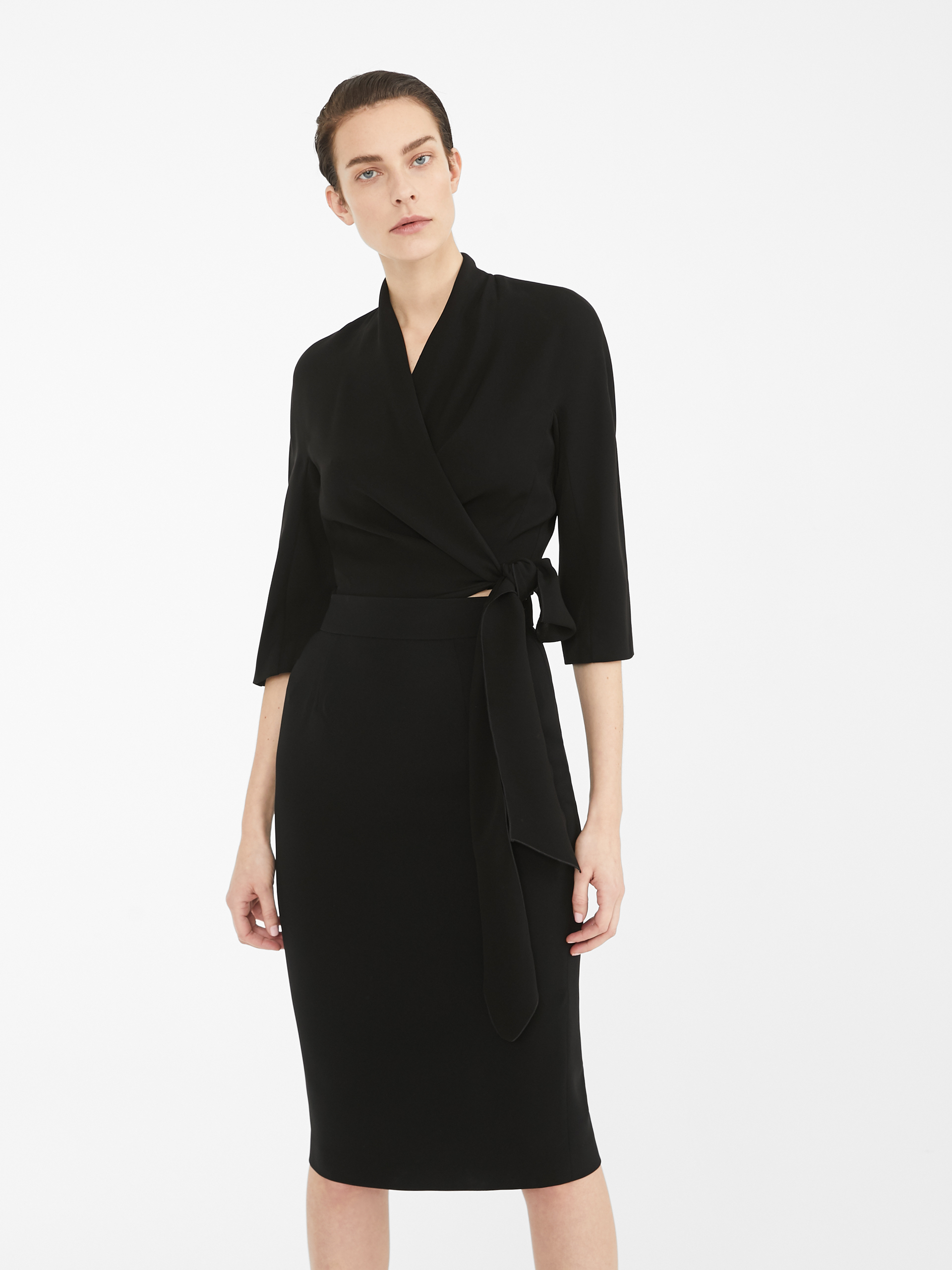 

Платье MaxMara  Черное 62261509600, Платье MaxMara 46 Черное 62261509600
