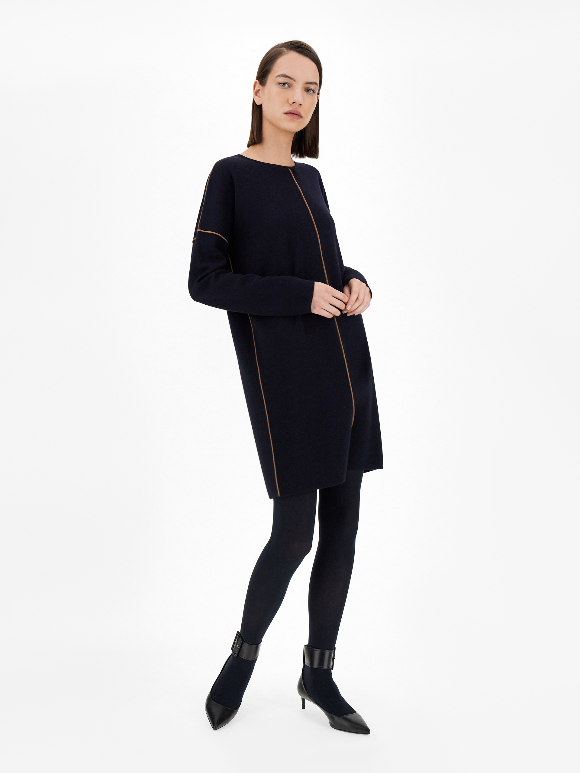 

Платье MaxMara  Темно-синее 13260119600, Платье MaxMara 44 Темно-синее 13260119600