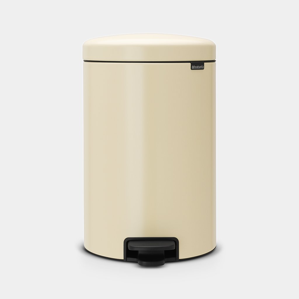 

Мусорный бак с педалью 20л Миндальный Brabantia 113901