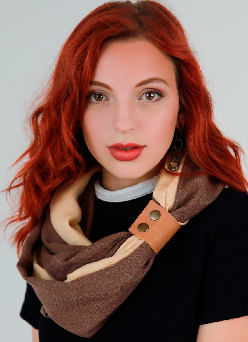 

Кашемировый шарф My Scarf с кожаной застежкой коричневый с желтым (706)