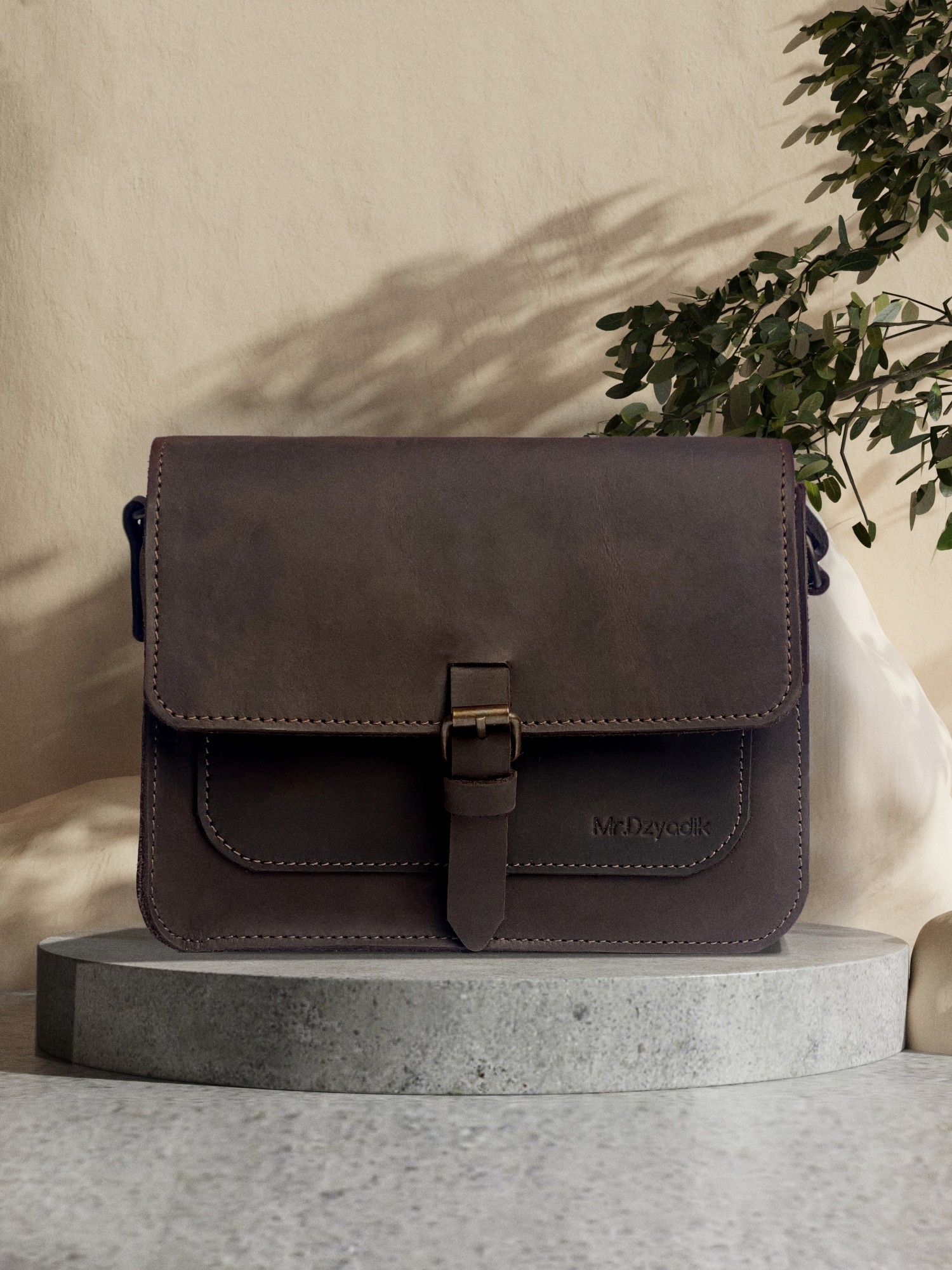 

Женская кожаная сумка Mr.Dzyadik Base D112 Коричневая