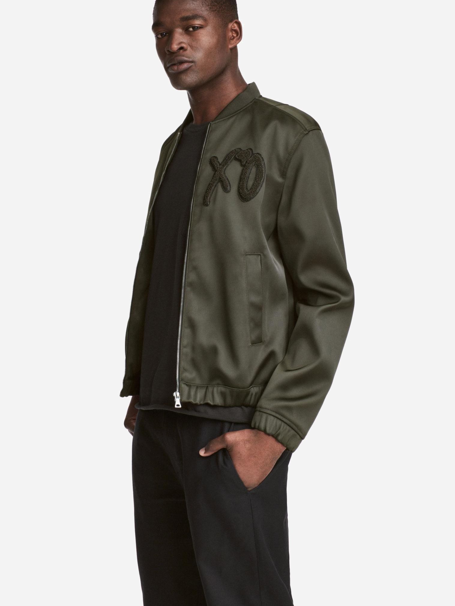 

Бомбер H&M XAZ169828HLLX L Темно-зеленый