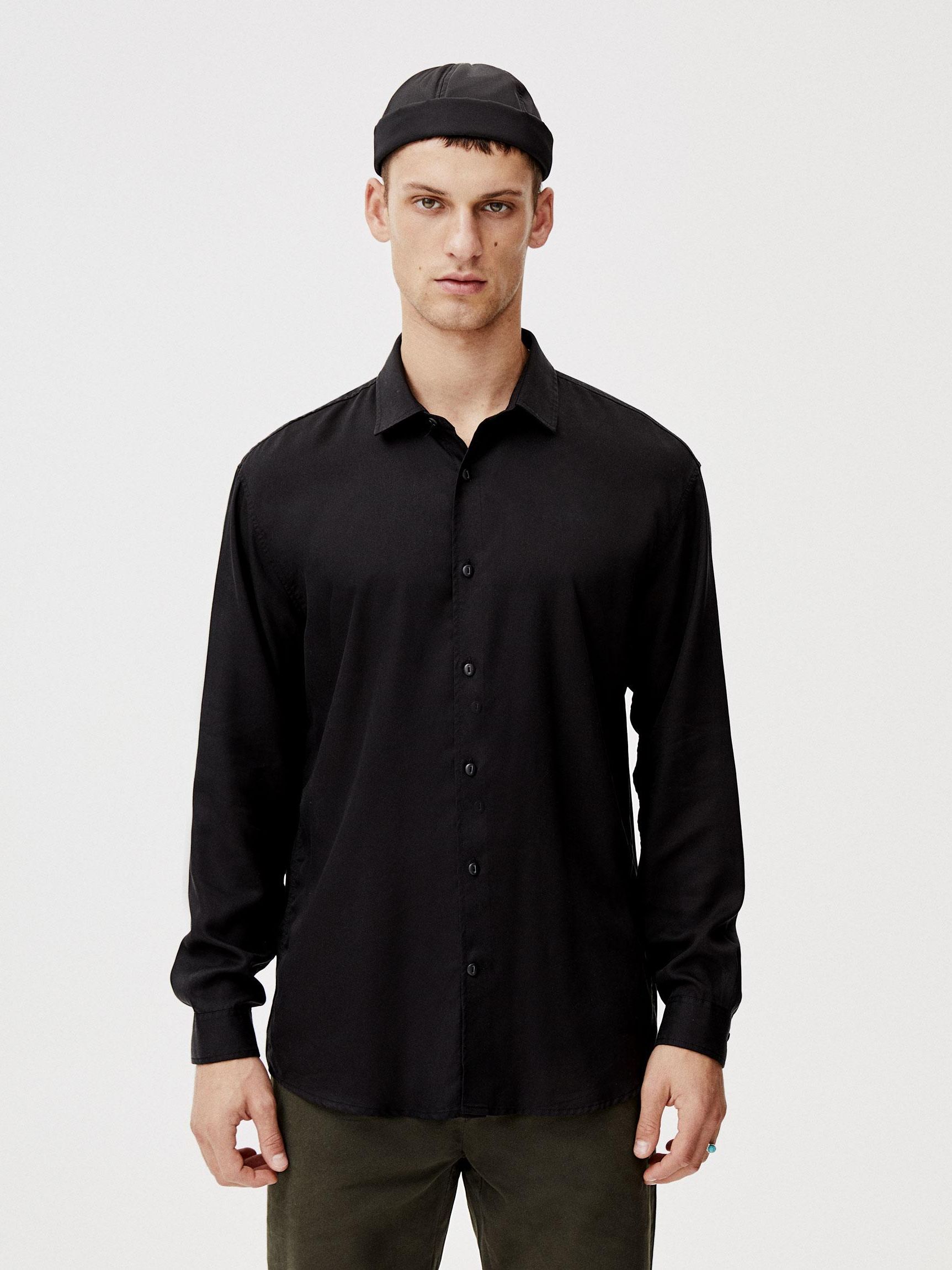 

Рубашка Pull & Bear XAZ259415JGOC M Черная
