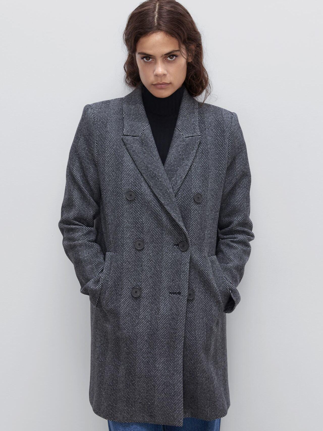 

Пальто Zara XAZ266299EYKK M Серое в узоры