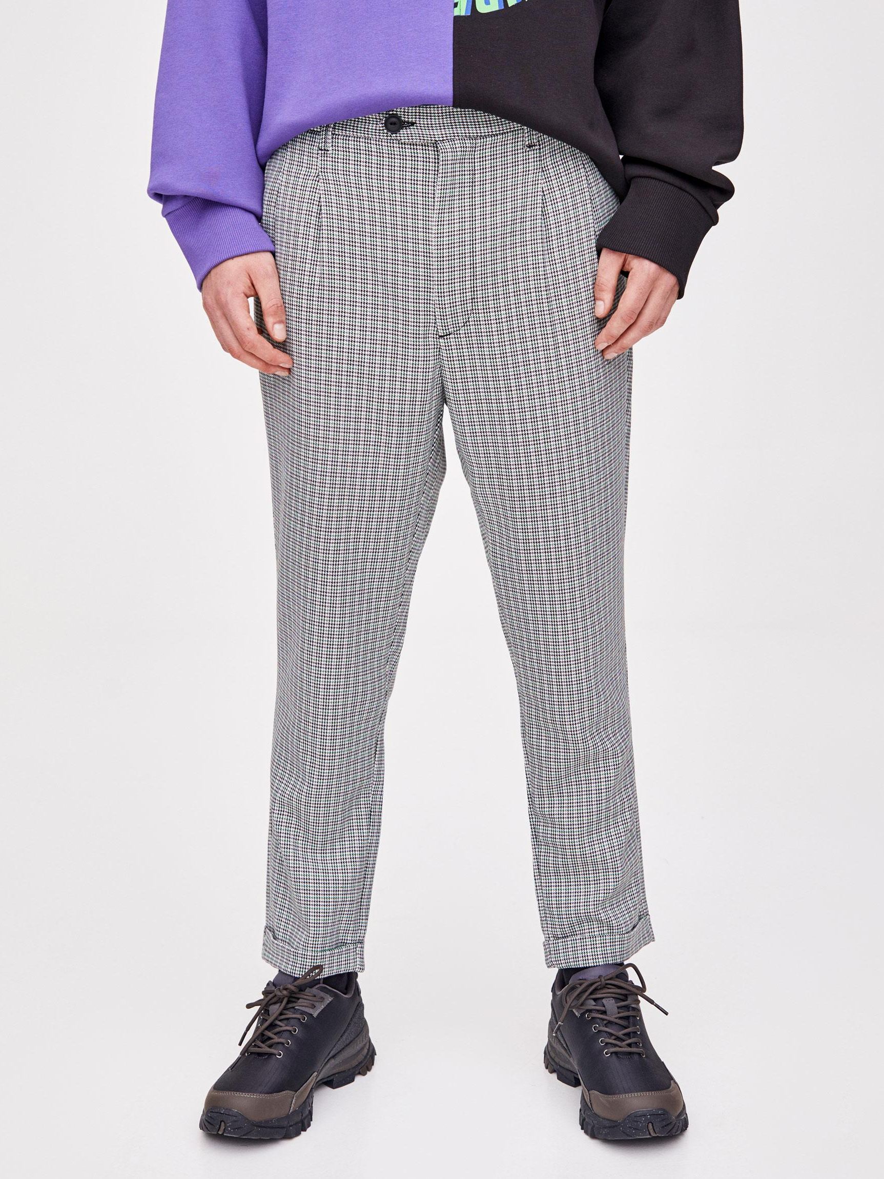 

Брюки Pull & Bear XAZ279751WCHG .5 Бело-черные с зеленым, Брюки Pull & Bear XAZ279751WCHG 42.5 Бело-черные с зеленым