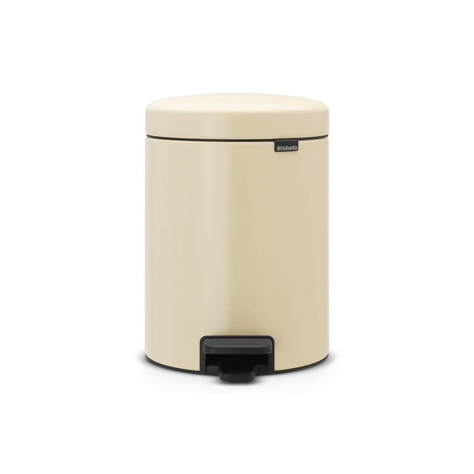 

Мусорный бак Brabantia Pedal Bin кремовый 5л 112065