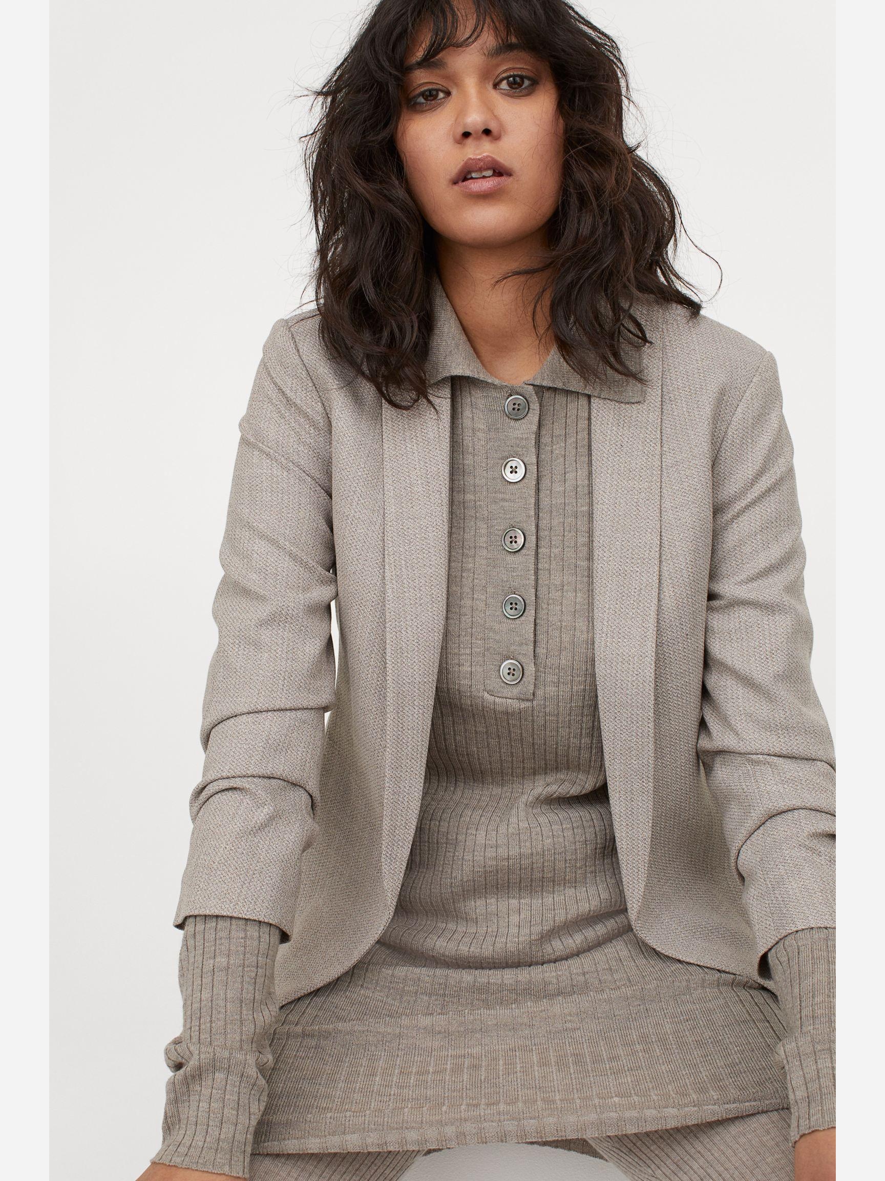 

Жакет H&M XAZ236608JFLS 32 Бежевый