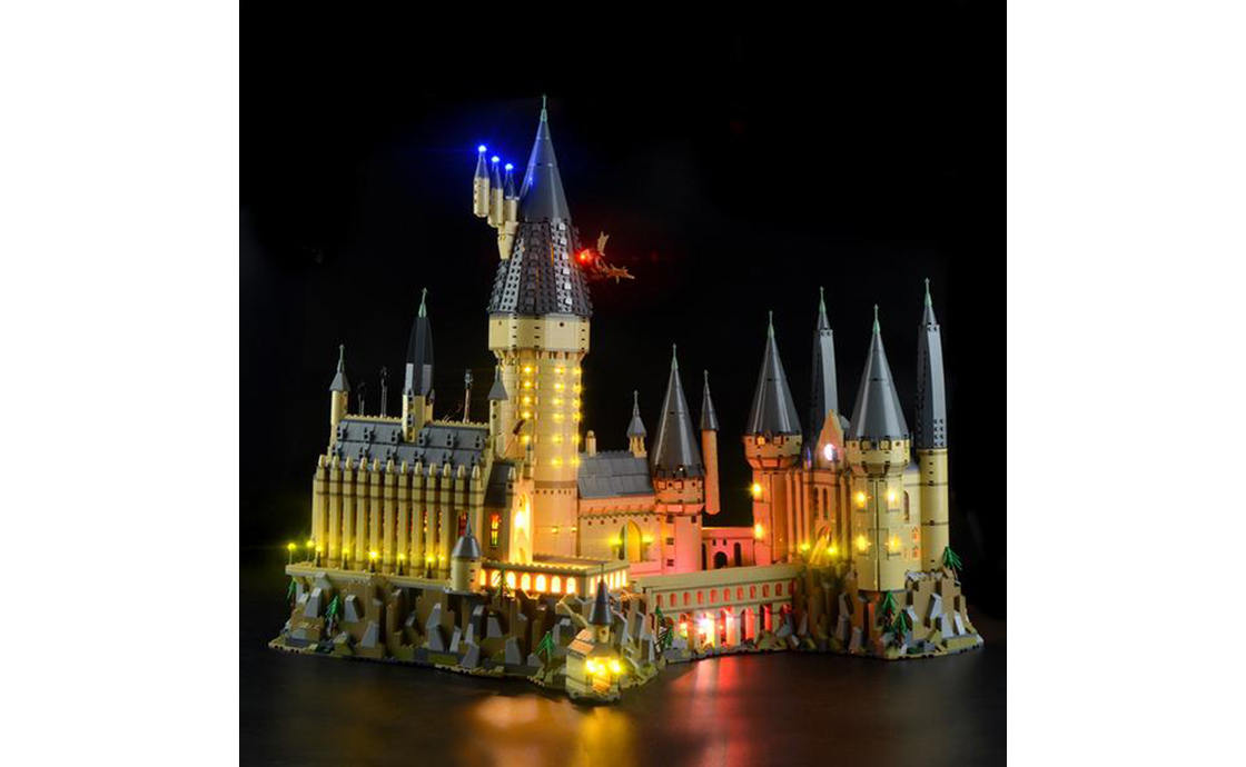 

Конструктор LEGO Підсвічування для набору Harry Potter Замок Хогвартс (71043) 1 деталей (LGK64)