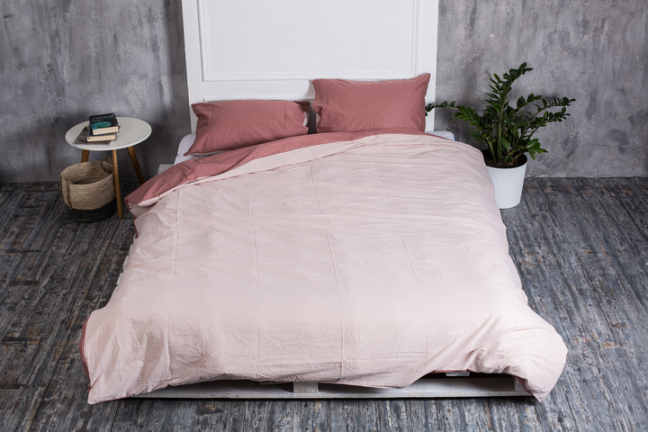 

Пододеяльник Novita Бязь 175х215 + Наволочки 50х70 2 шт (Под-к 2.0+ нав. 50*70 (2 шт) рис.871 Мокко/ 626 Па)