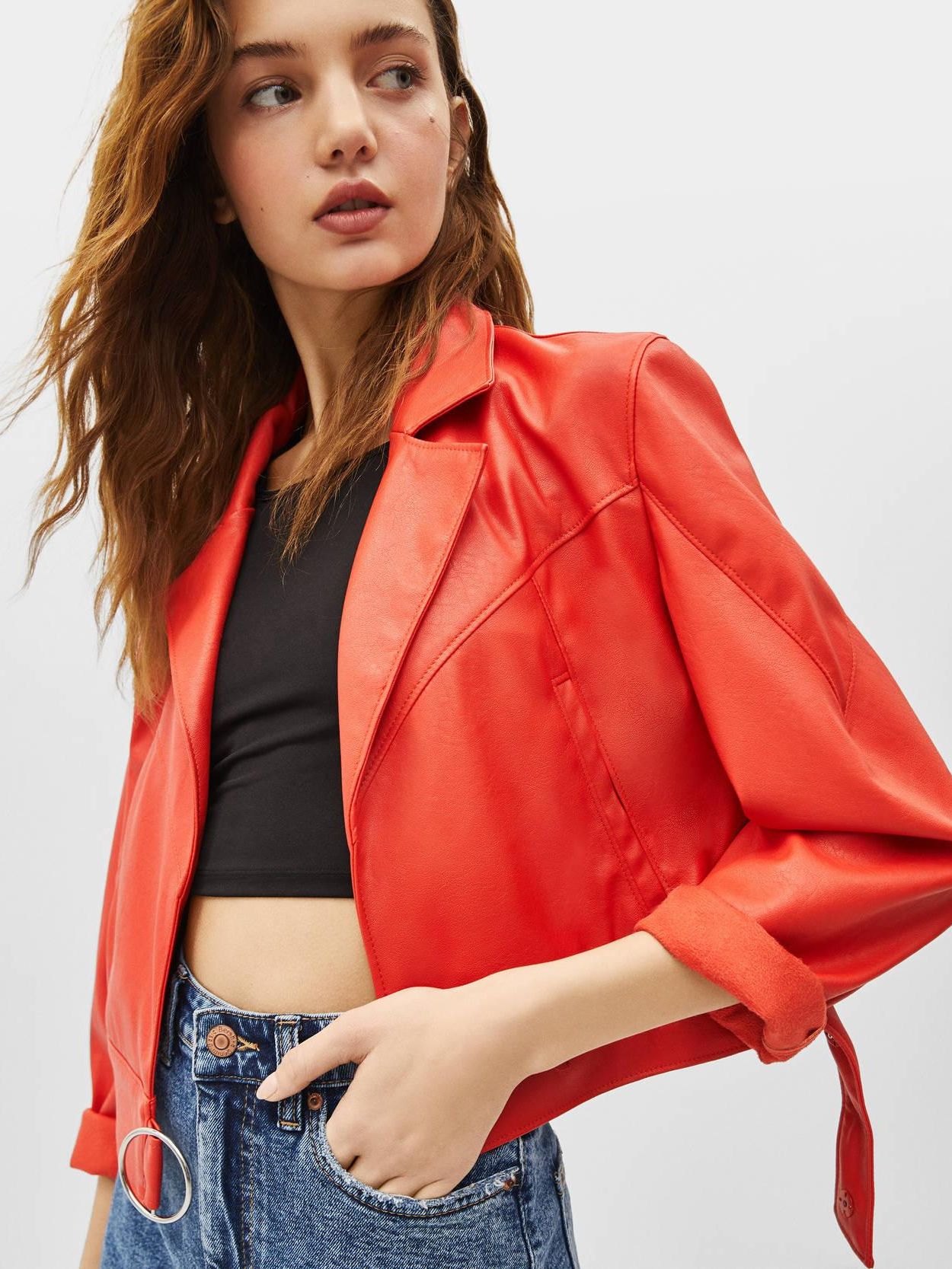 

Куртка из искусственной кожи Bershka XAZ219996FIID S Красная