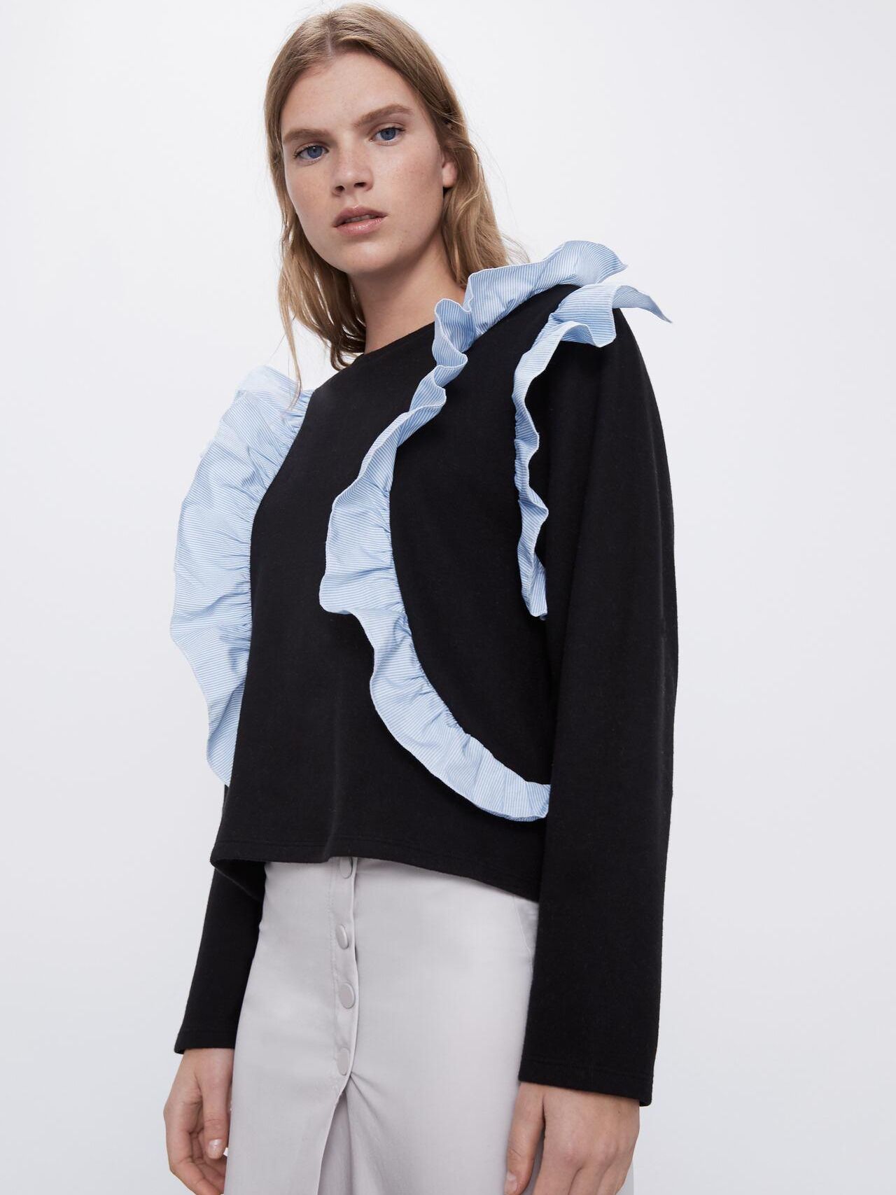

Лонгслив Zara XAZ266028JGQJ  Черный с голубым, Лонгслив Zara XAZ266028JGQJ L Черный с голубым