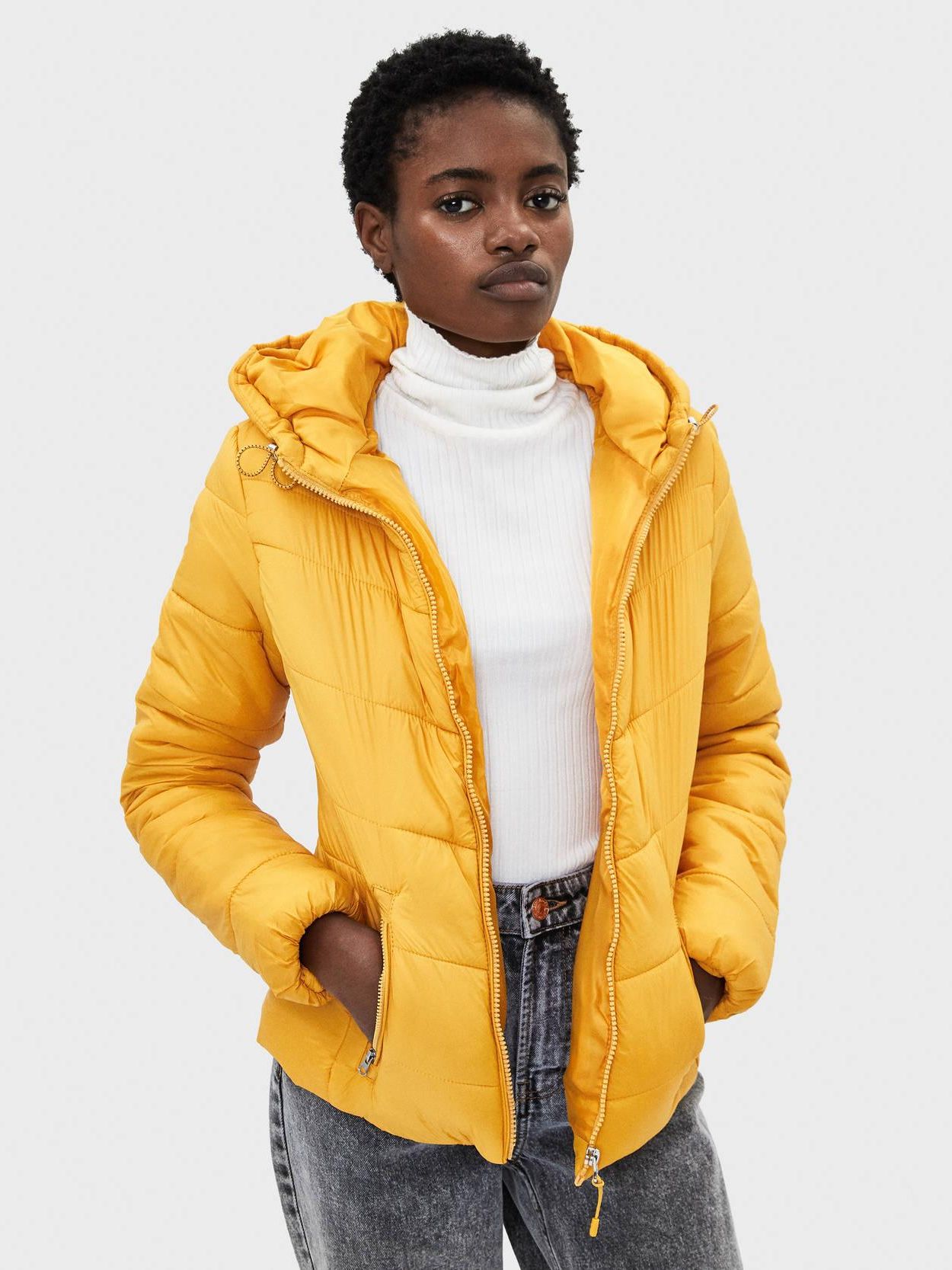 

Куртка Bershka XAZ266547FAMK  Желтая, Куртка Bershka XAZ266547FAMK XS Желтая