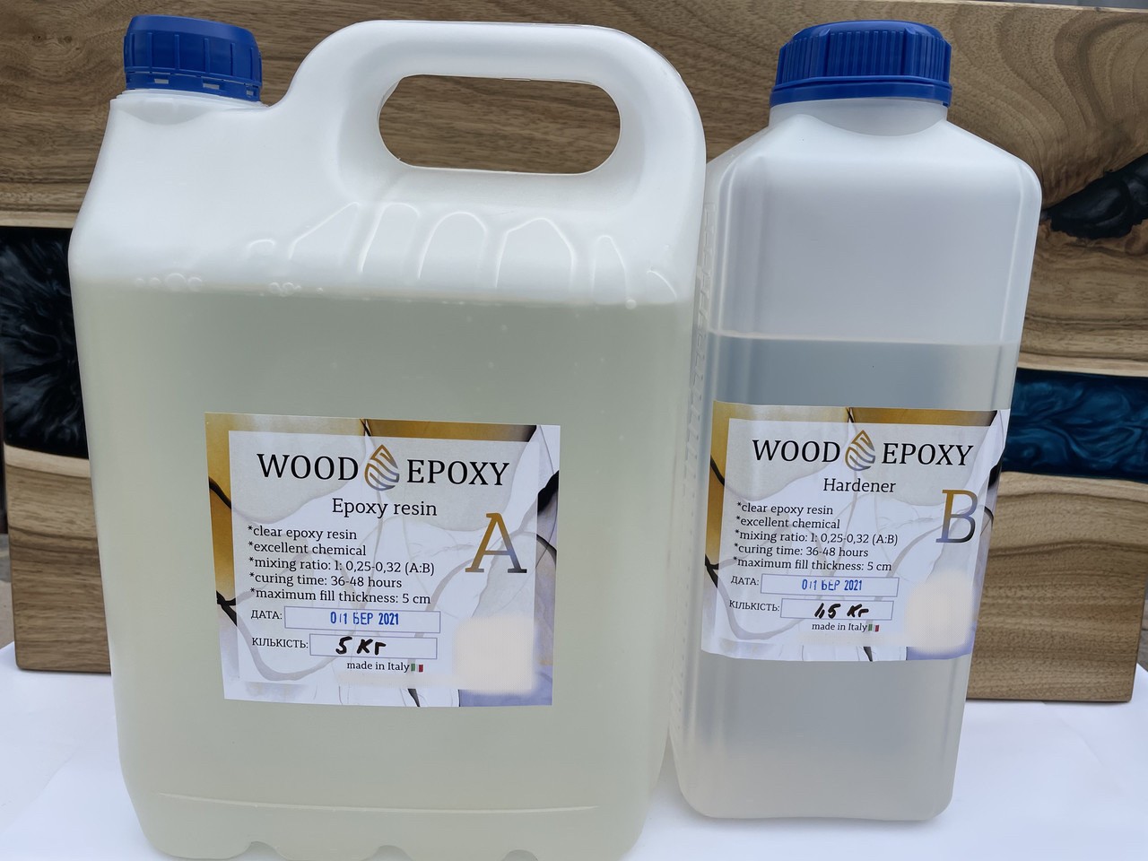 

Эпоксидная смола Wood Epoxy для объемных заливкок 26 КГ