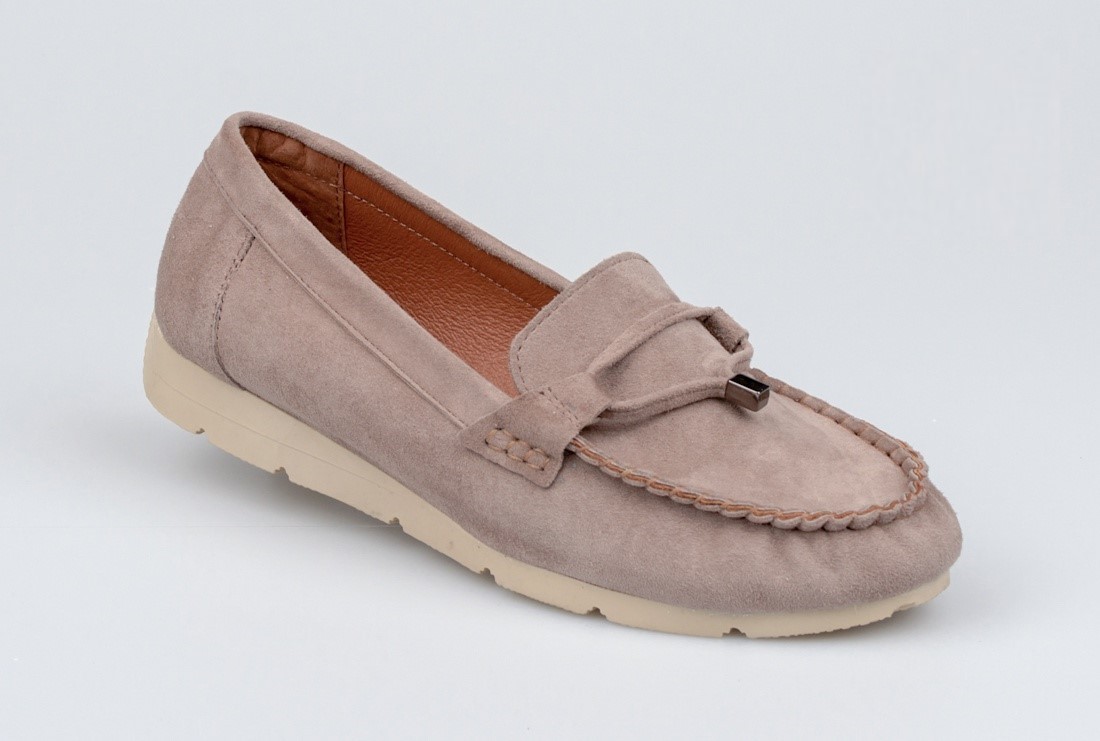

Женские мокасины Ilona 264 41 бежевые