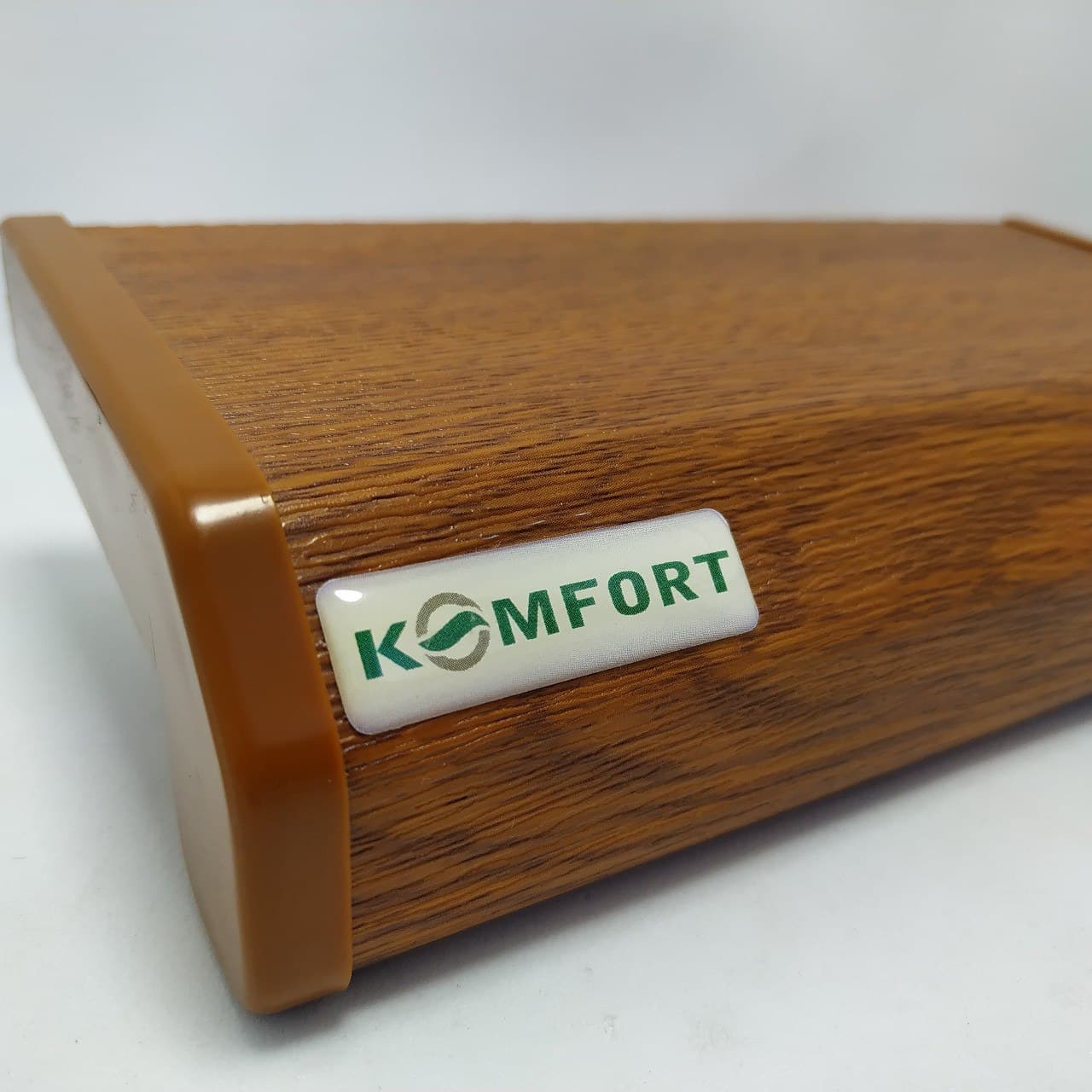 

Підвіконня Danke Komfort 1000х500мм з двома капіносами Дуб