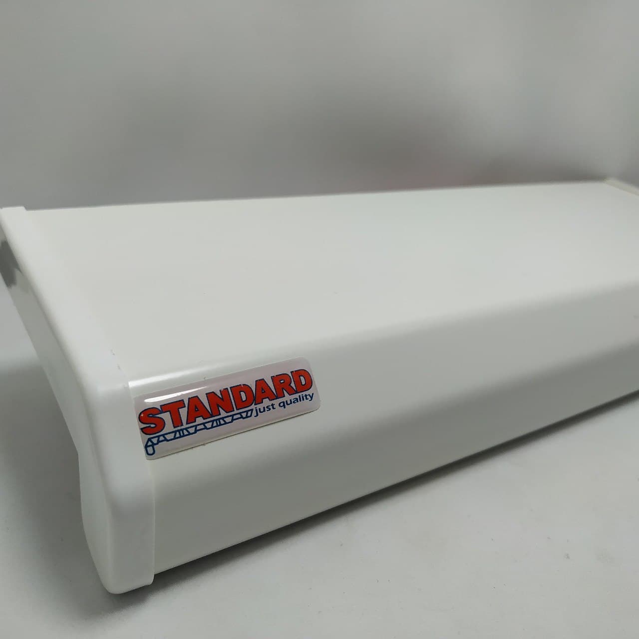 

Підвіконня Danke Standart 1000х550мм Білий мат