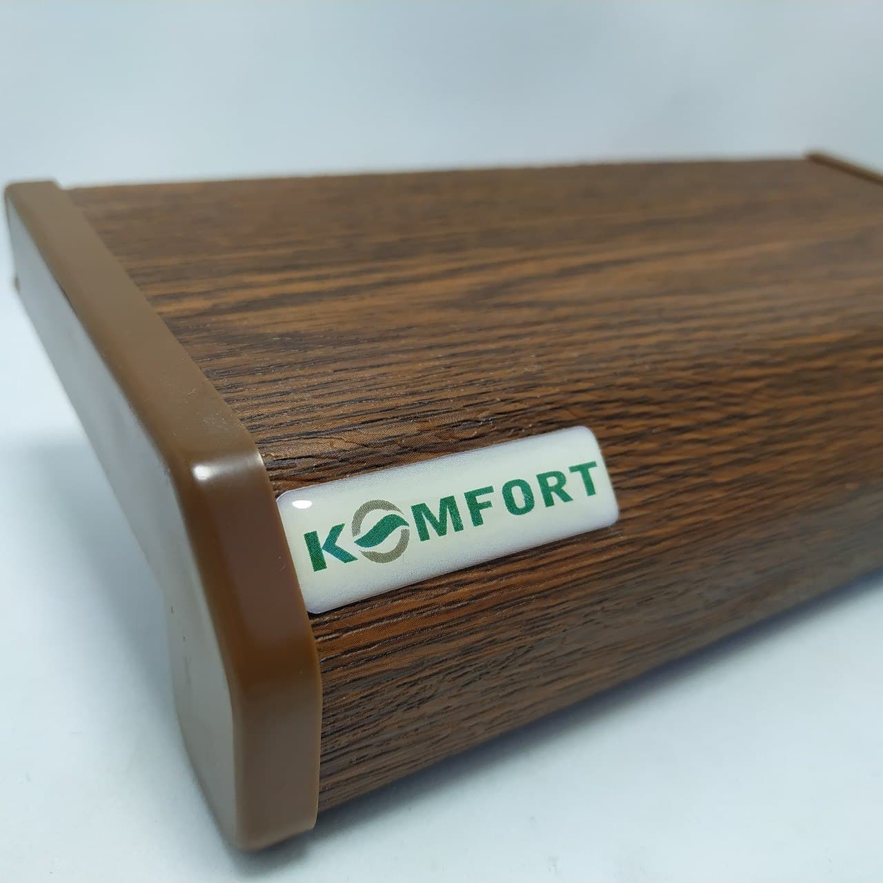

Підвіконня Danke Komfort 1000х200мм Горіх