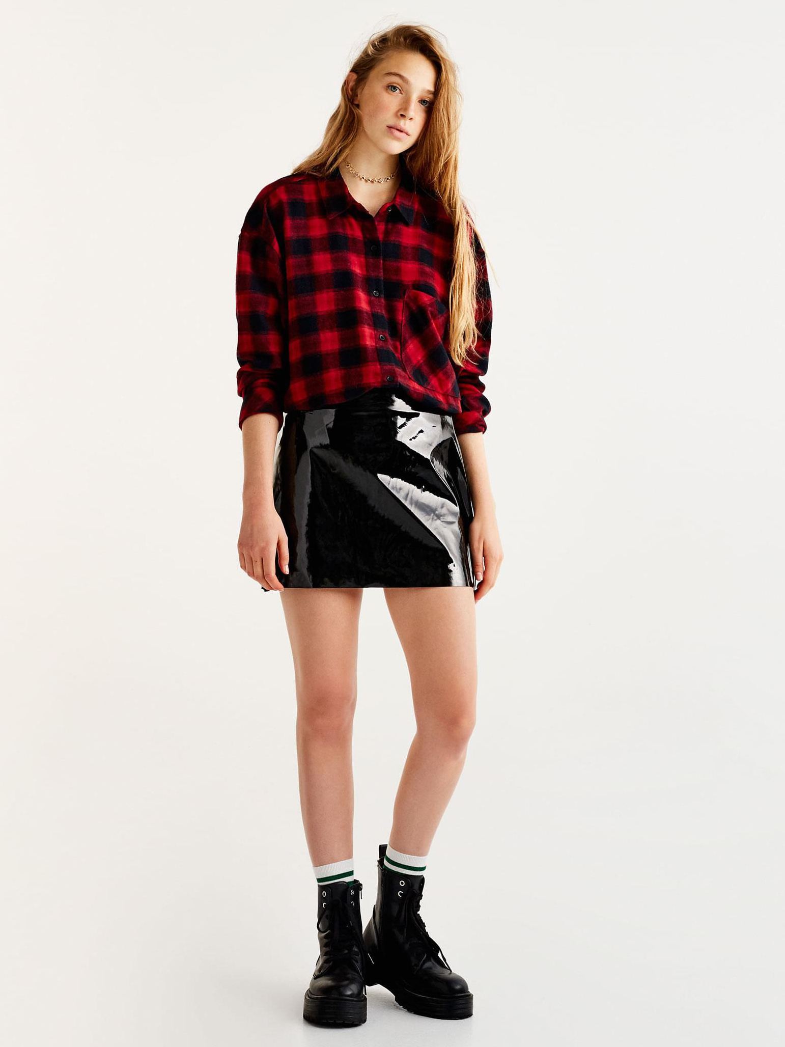 

Юбка Pull & Bear XAZ133906EQGM  Черная, Юбка Pull & Bear XAZ133906EQGM L Черная